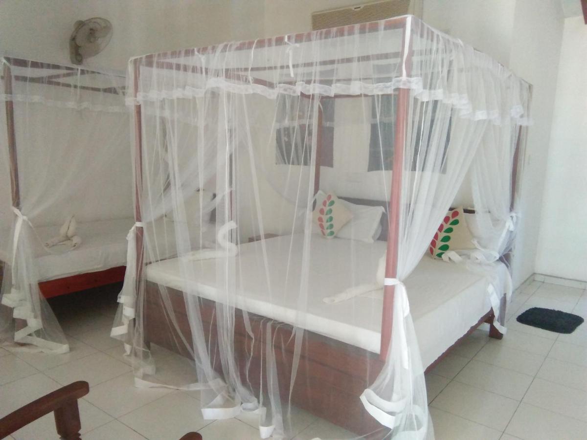 Basic Triple Room photo 2