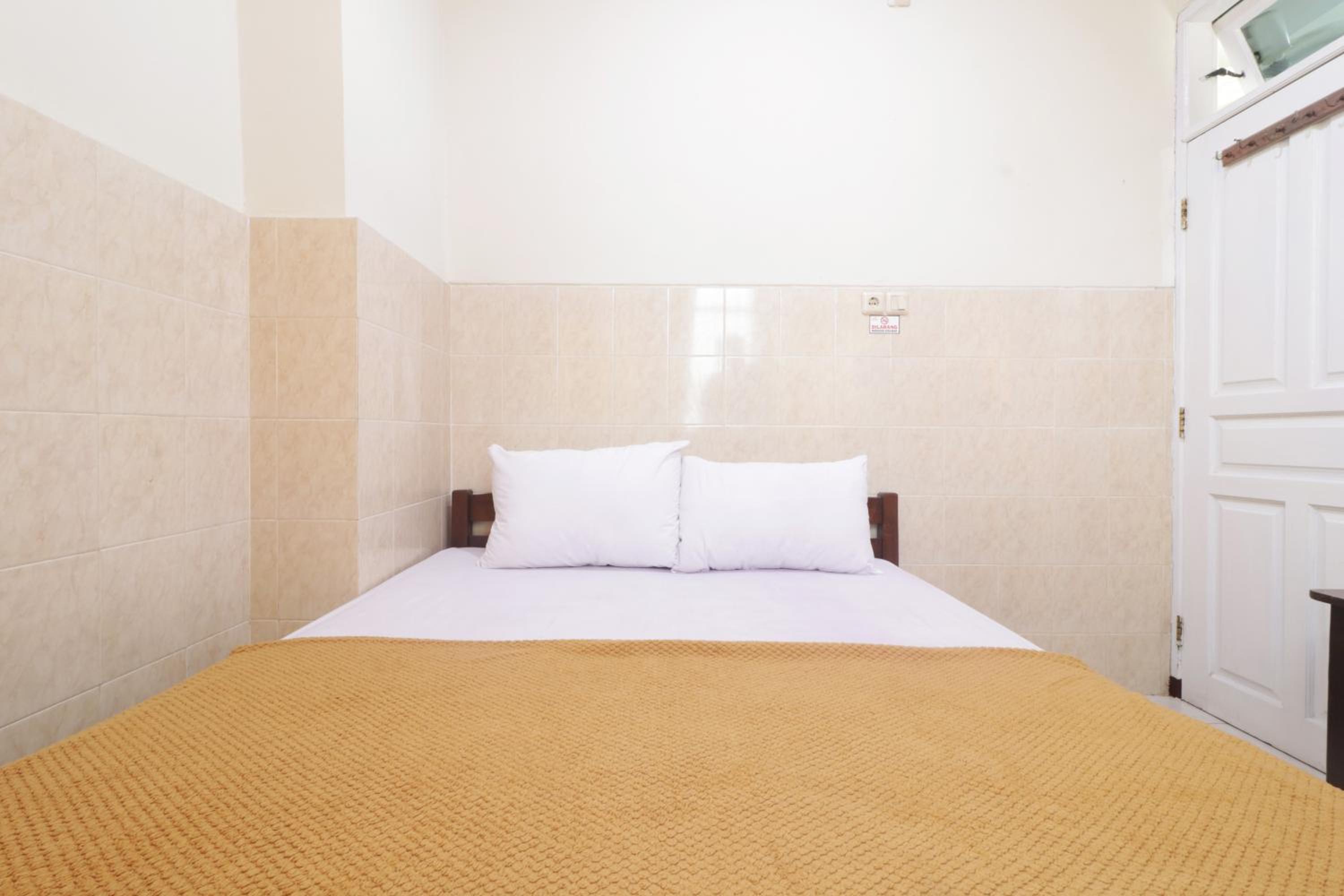 Superior Deluxe Double or Twin Room  photo 3