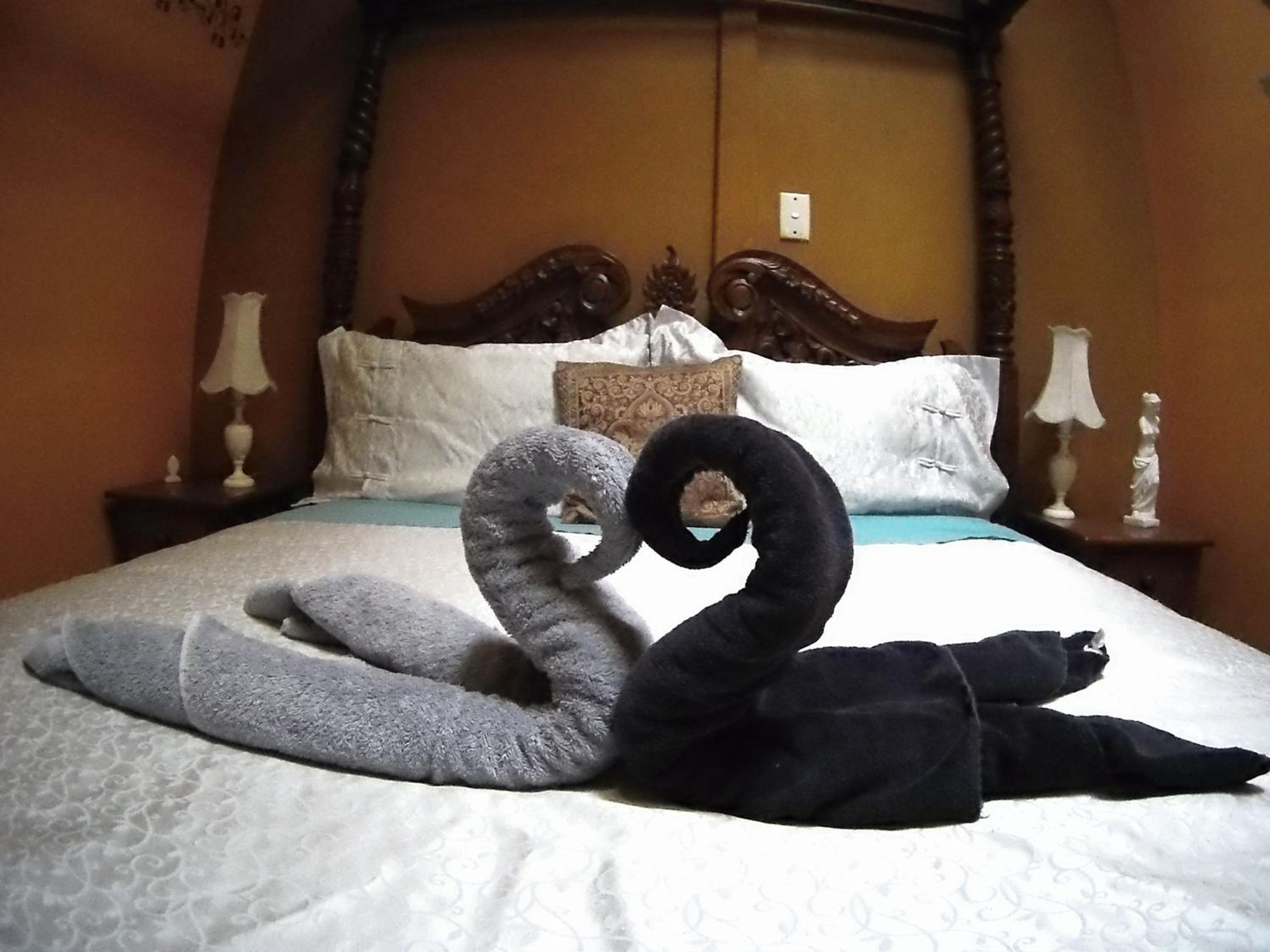 Double Room - Photo 6