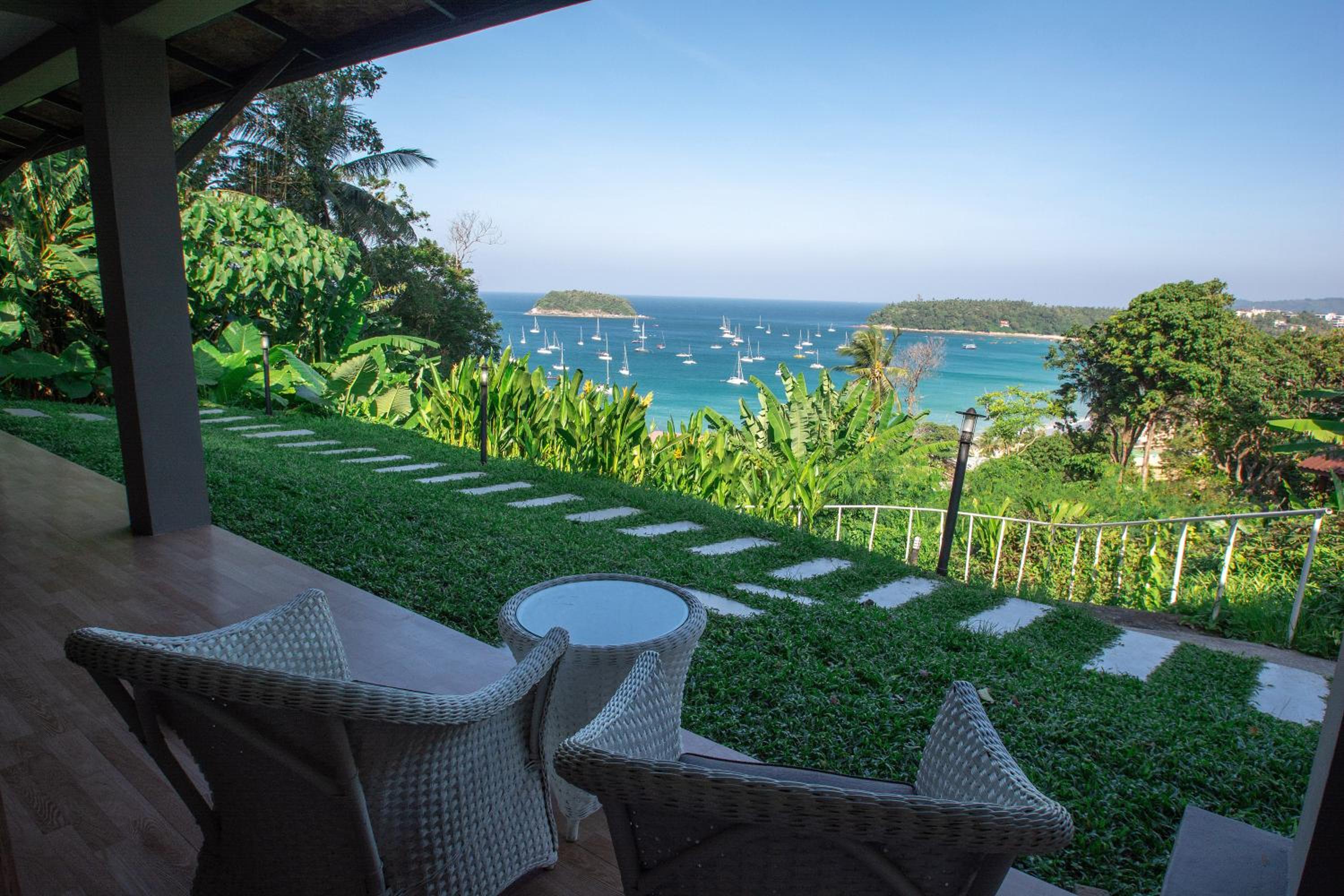Villa with Sea View - Photo 4