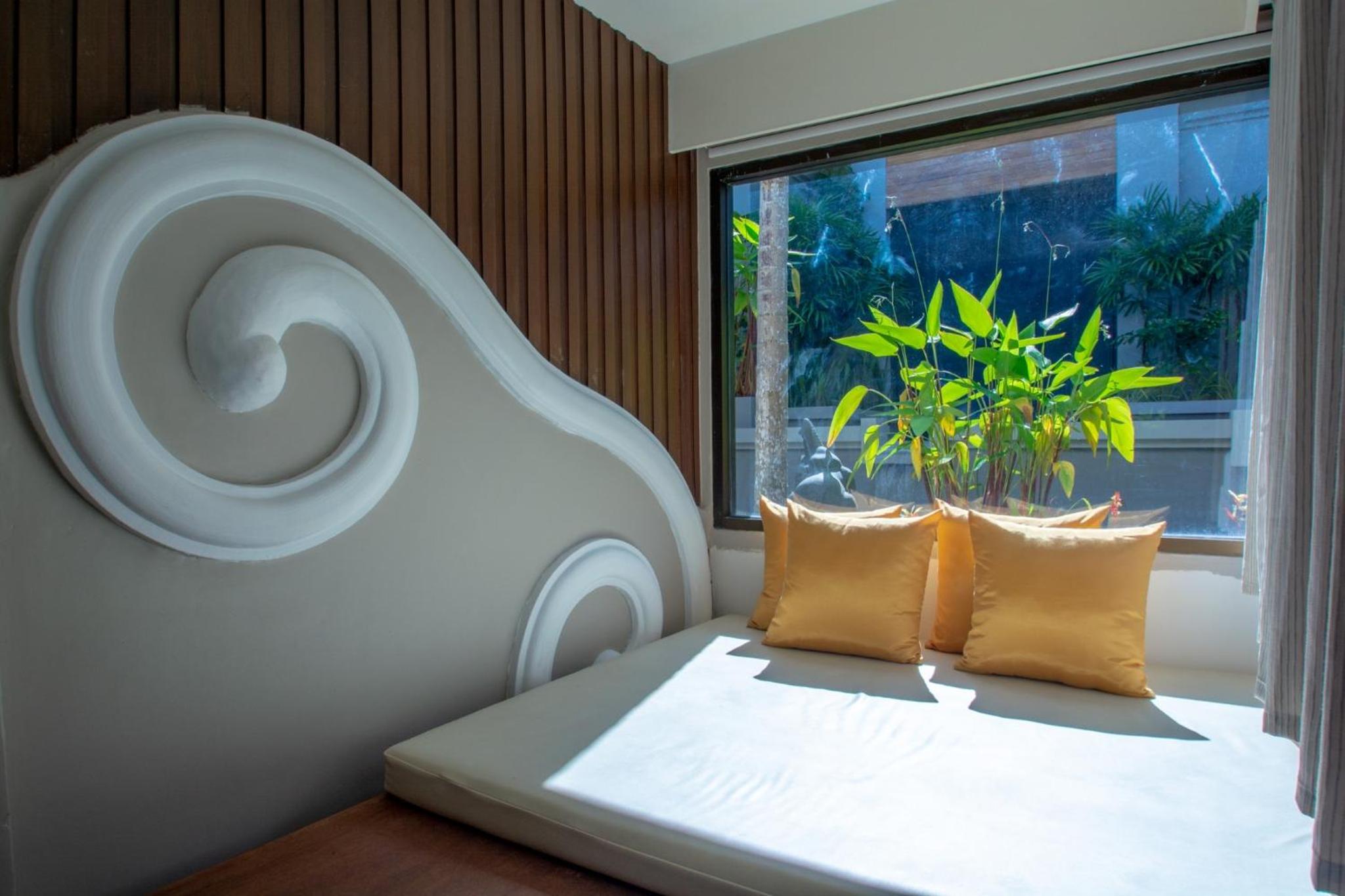 Deluxe Double or Twin Room - Photo 7