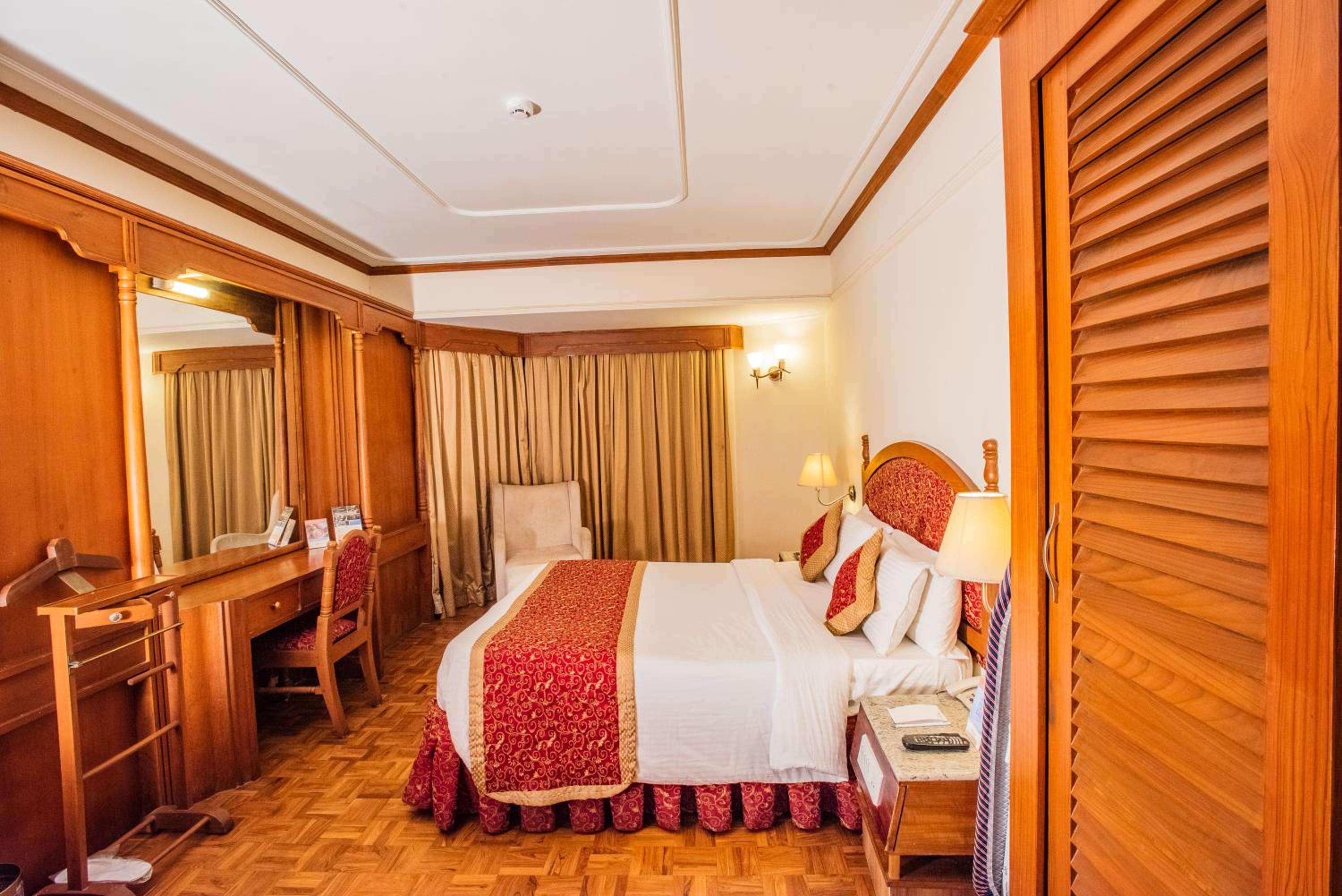 Deluxe Suite - Photo 4