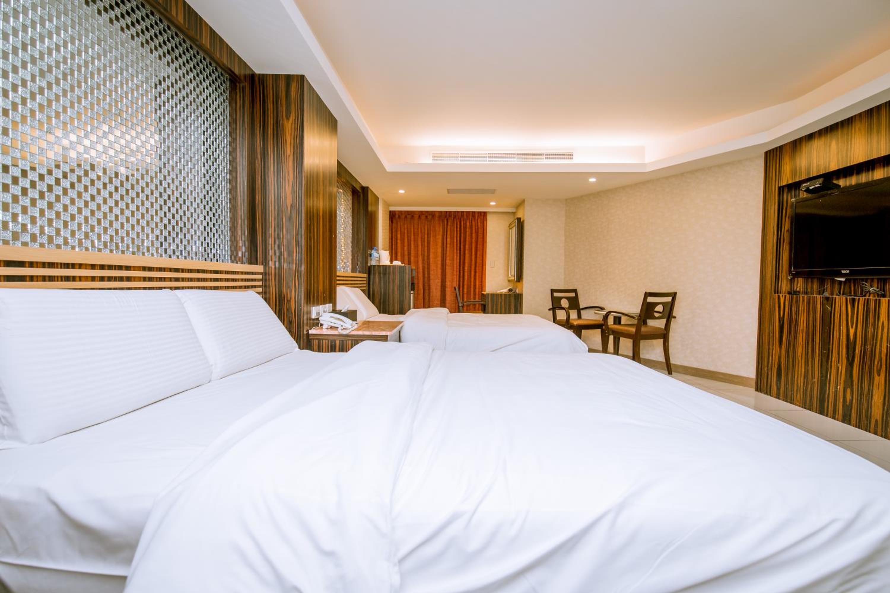 Deluxe Quadruple Room - Without Window