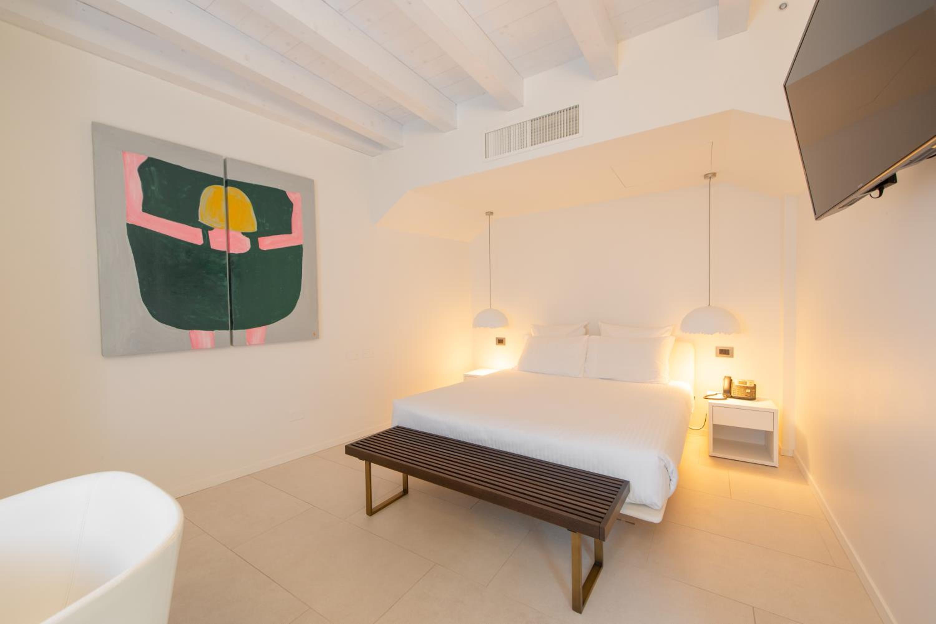 Economy Double Room, photo 6