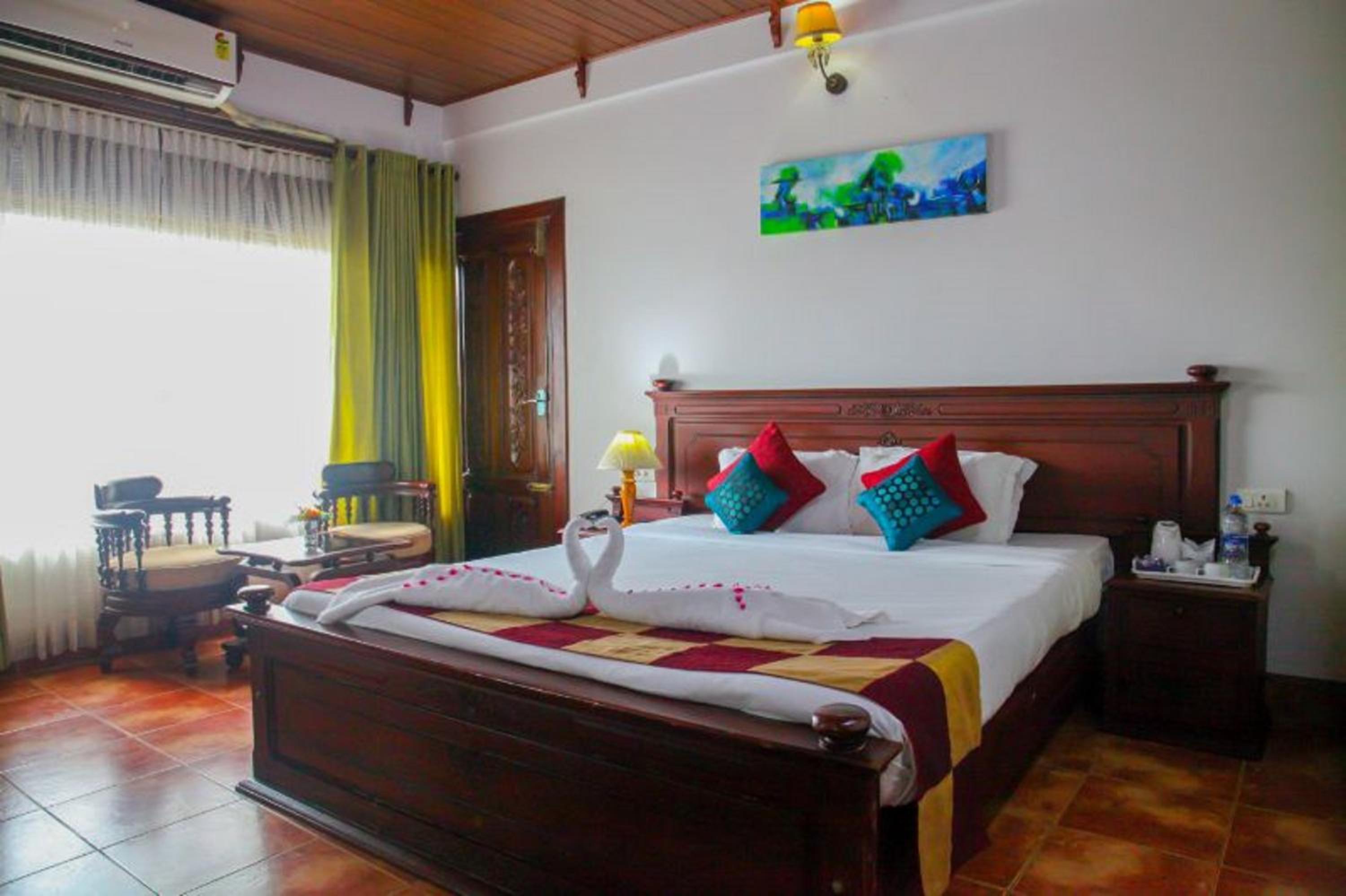 Premium Lake View  - Photo 1