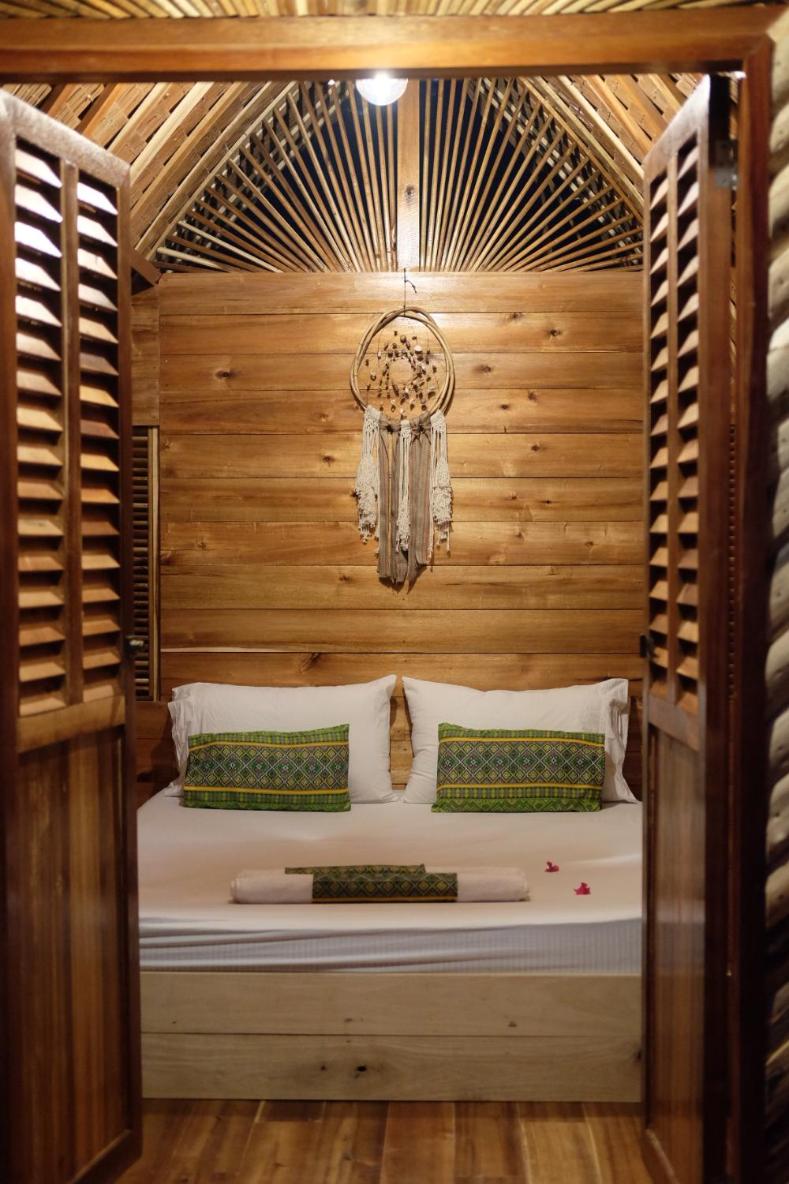 Standard Double Room with Shared Bathroom photo 2