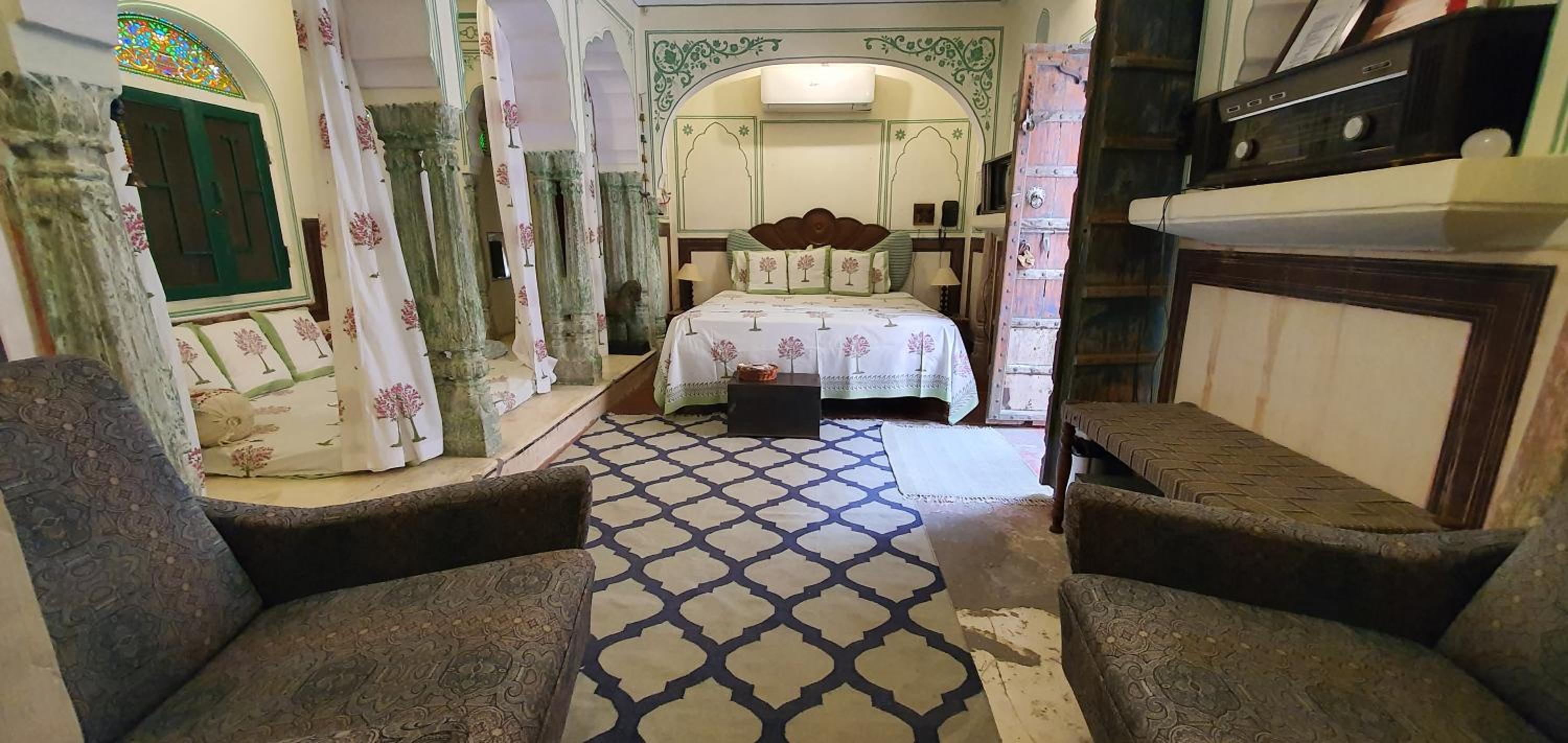 Deluxe Family Suite