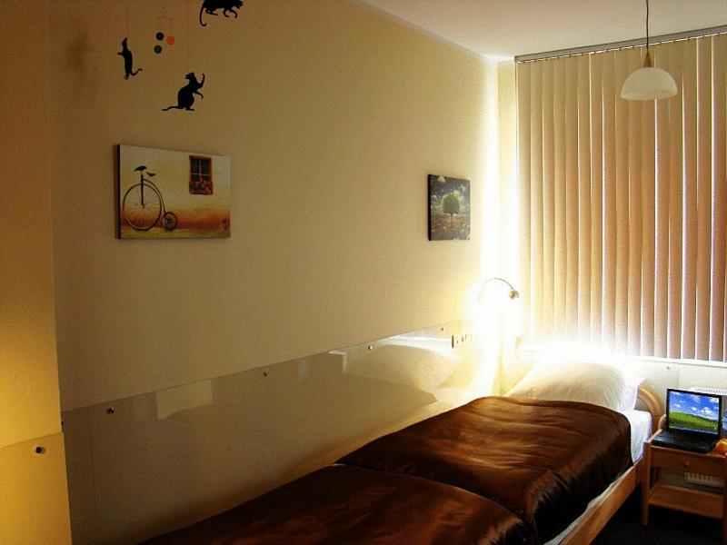 Classic Twin Room