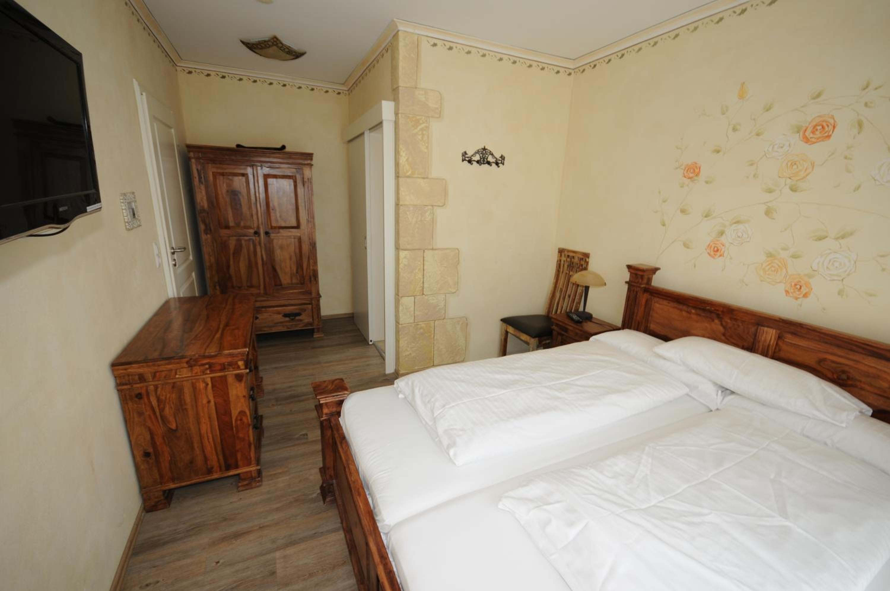 Small Single Room
