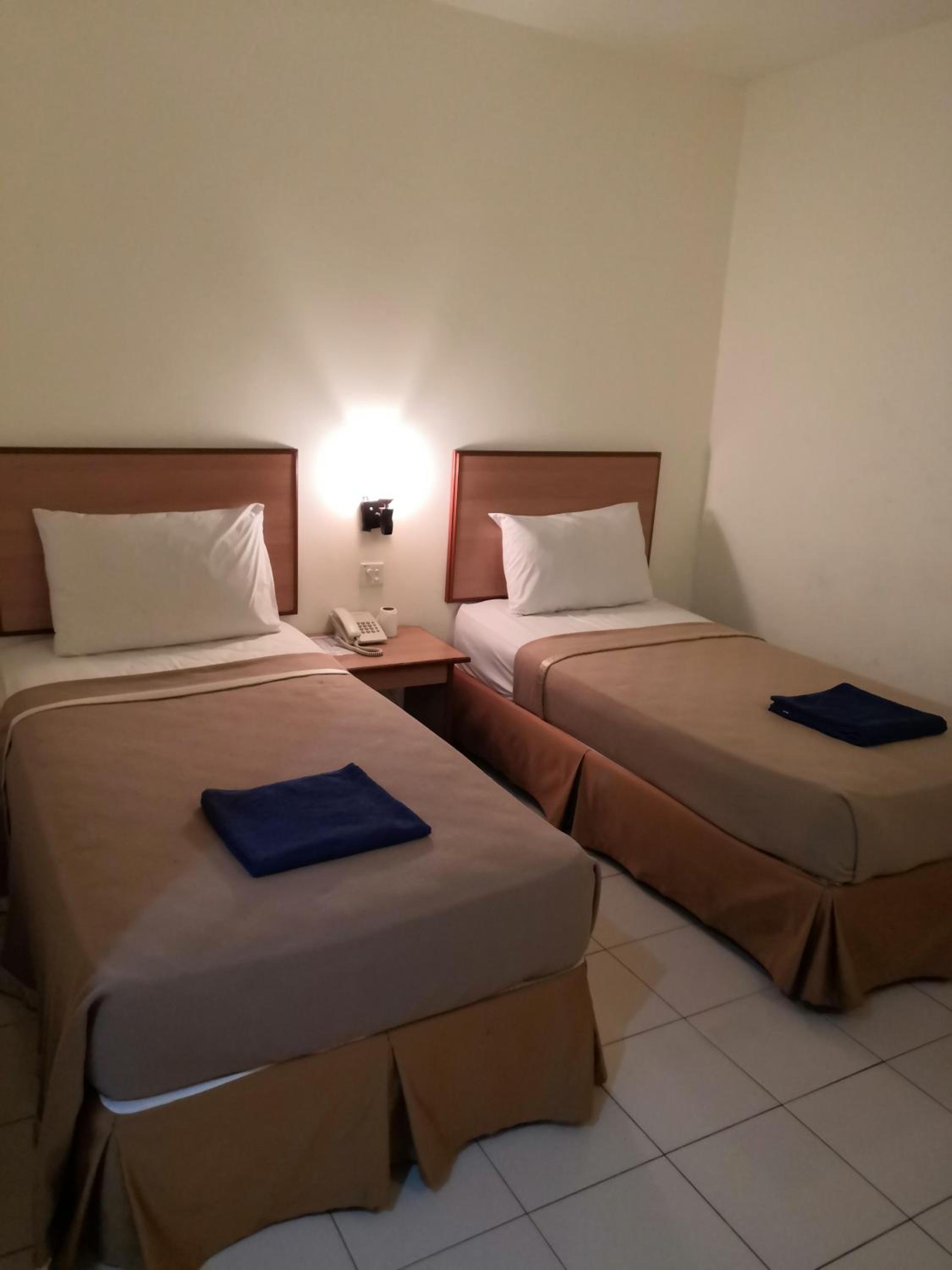 Standard Twin Room photo 3