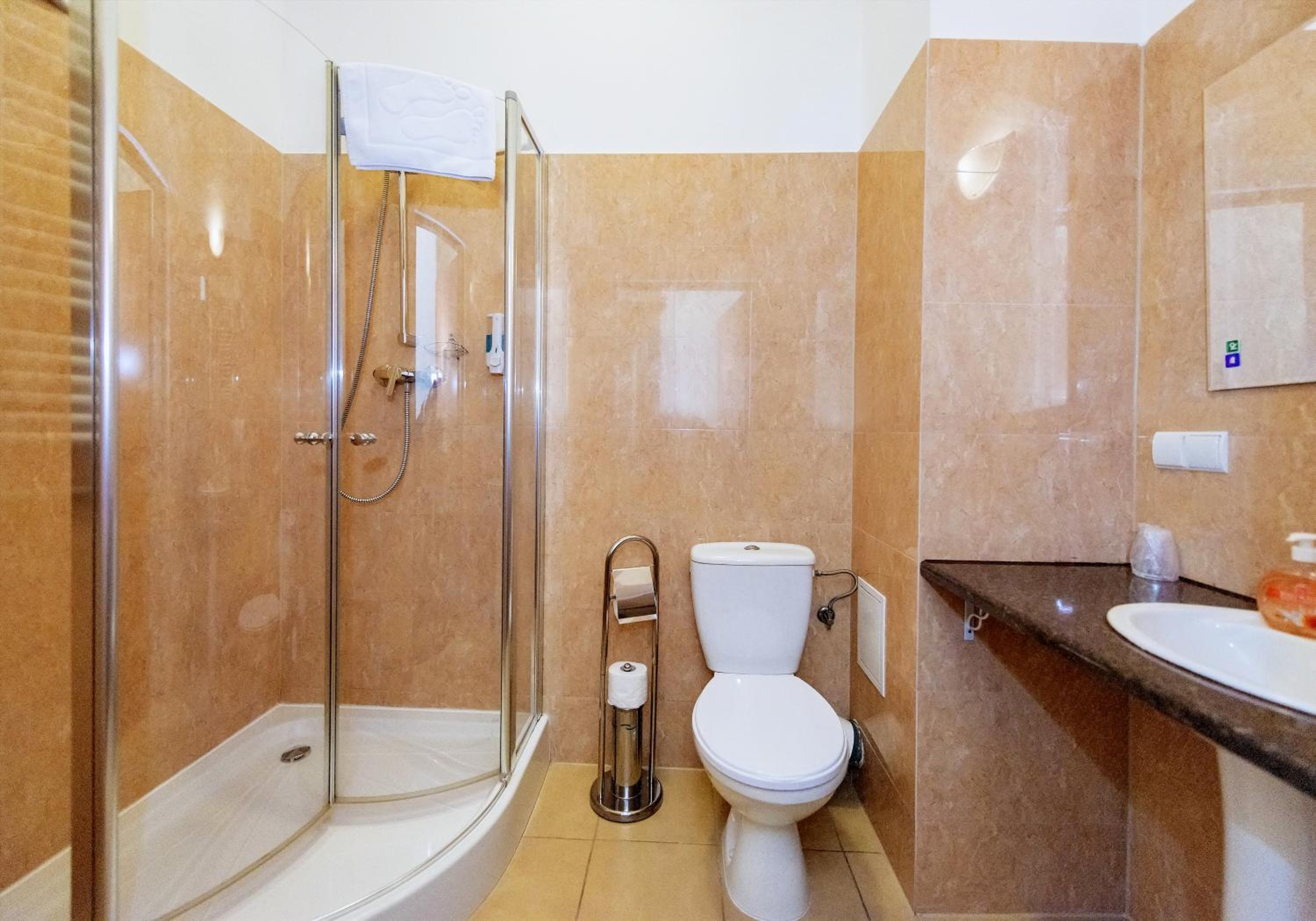 Deluxe Double Room - Photo 3