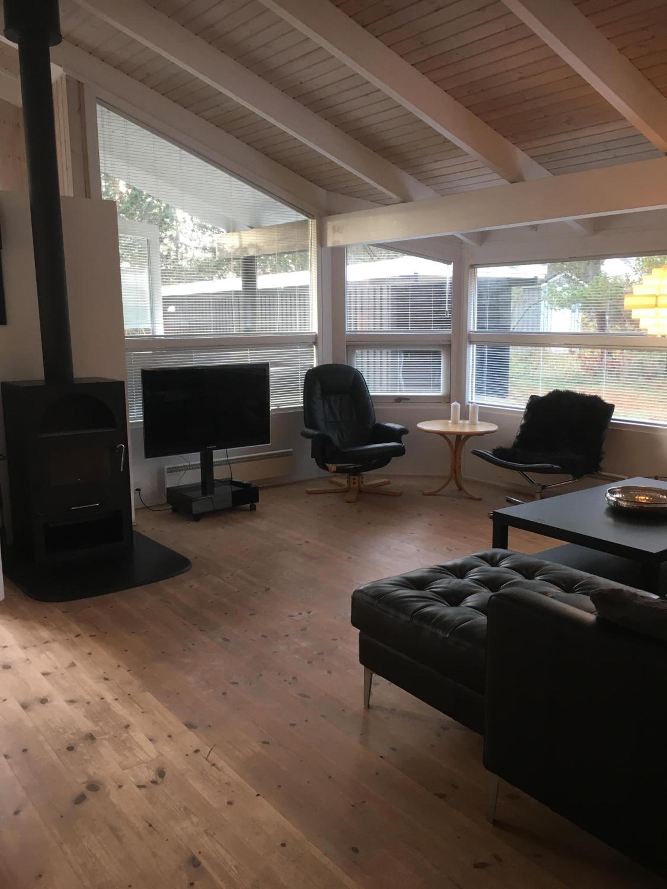 Three-Bedroom House photo 1