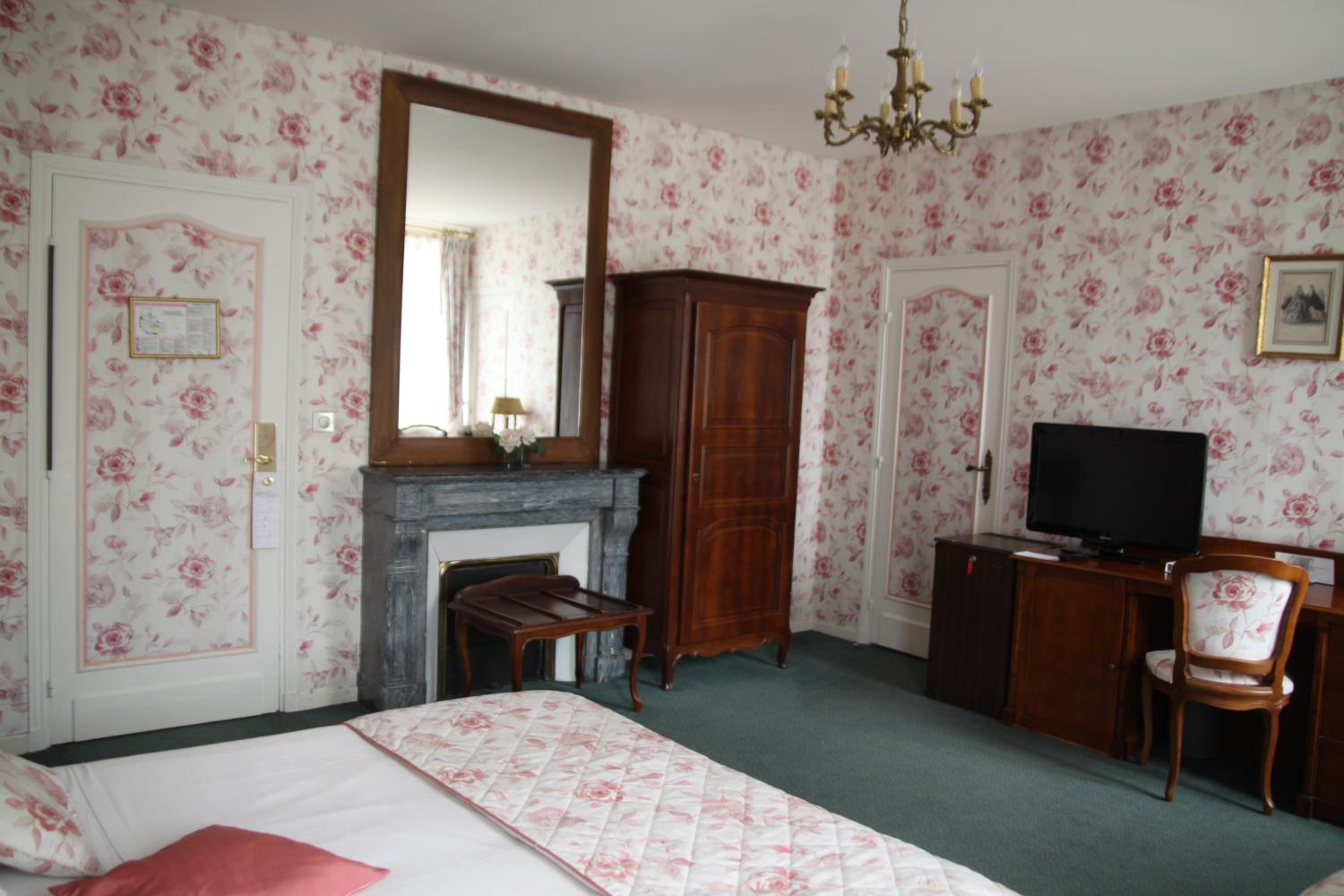 Superior Double Room - Photo 3