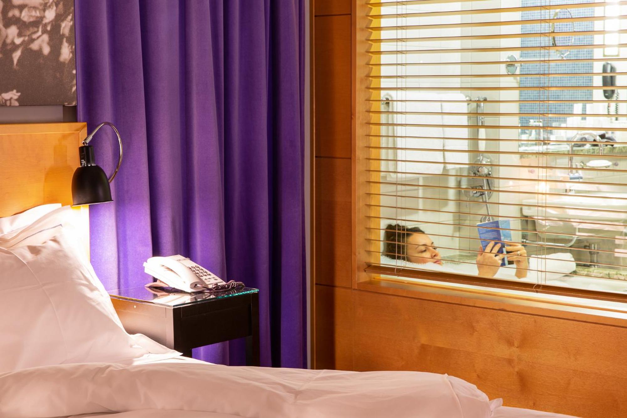 Deluxe Double or Twin Room - Photo 17