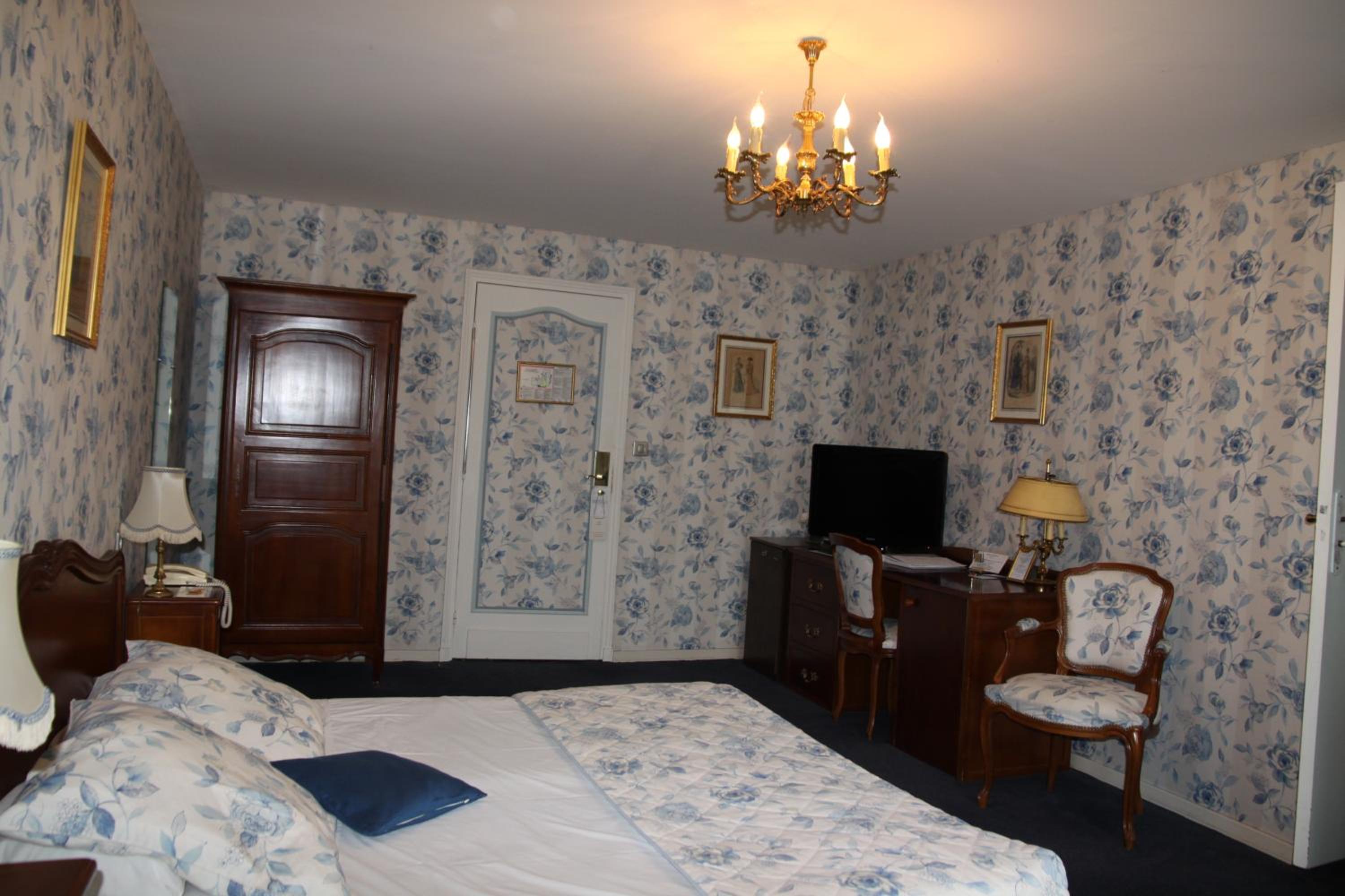 Superior Double Room - Photo 2