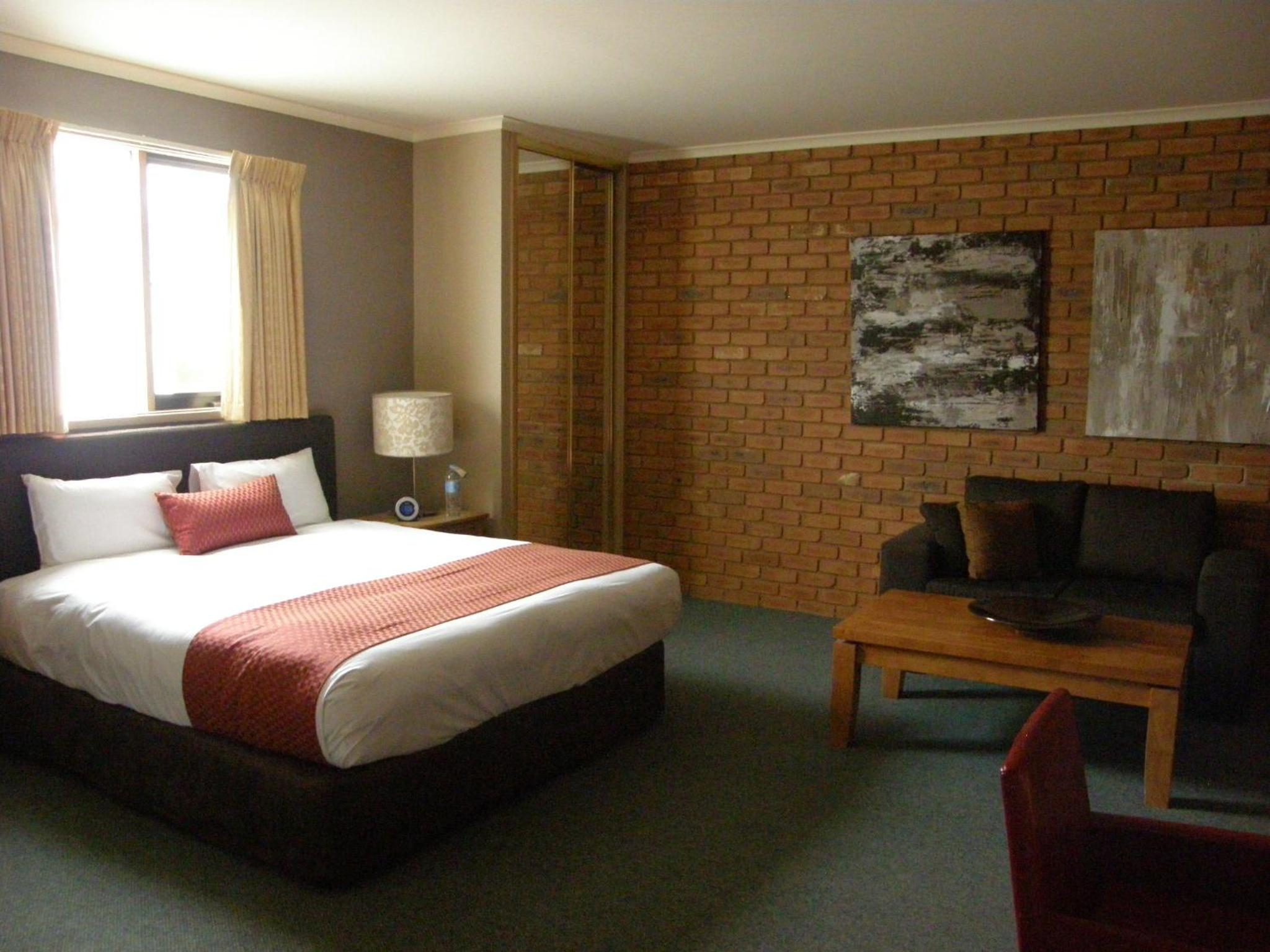 Superior King Room - Non-Smoking photo 2