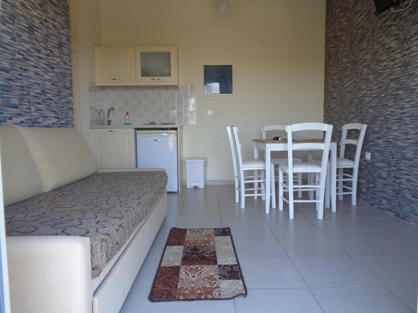 Apartment (2 Adults)