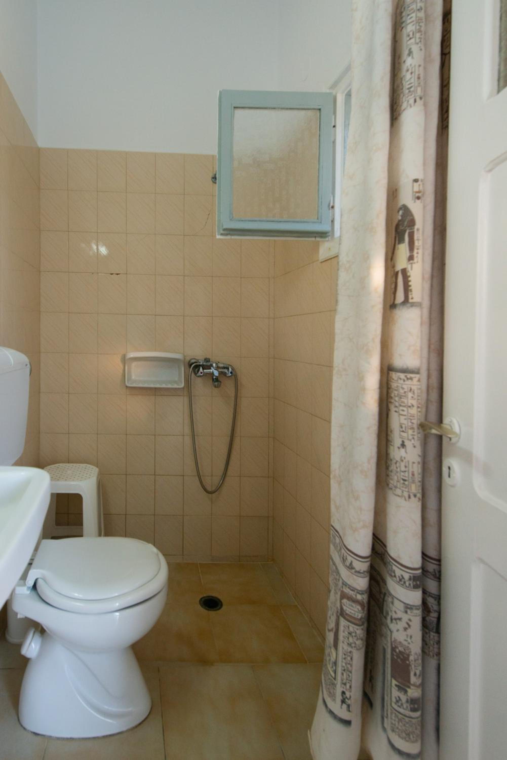 Standard Double Room - Photo 3