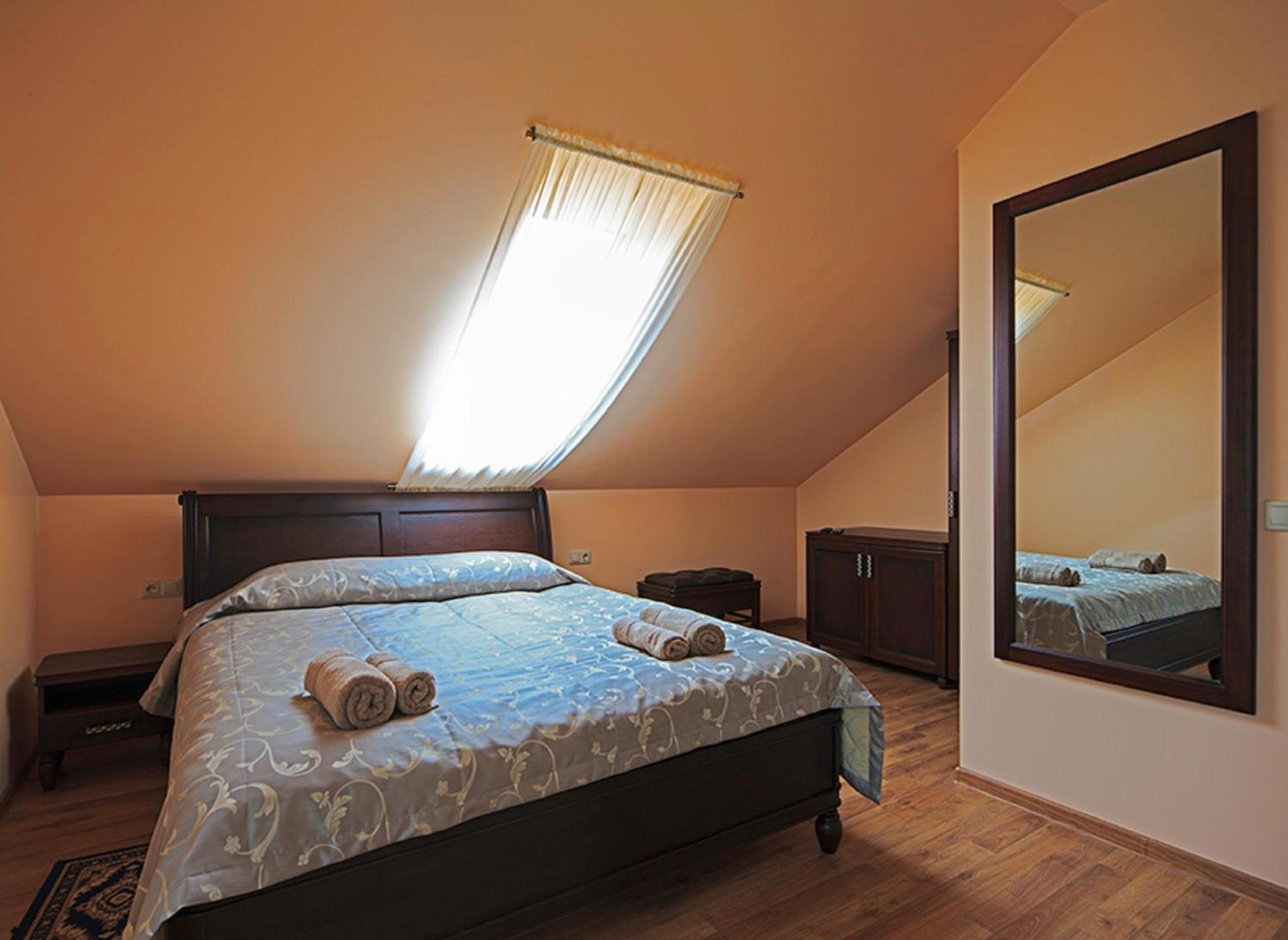 Suite (5 Adults) - Photo 1