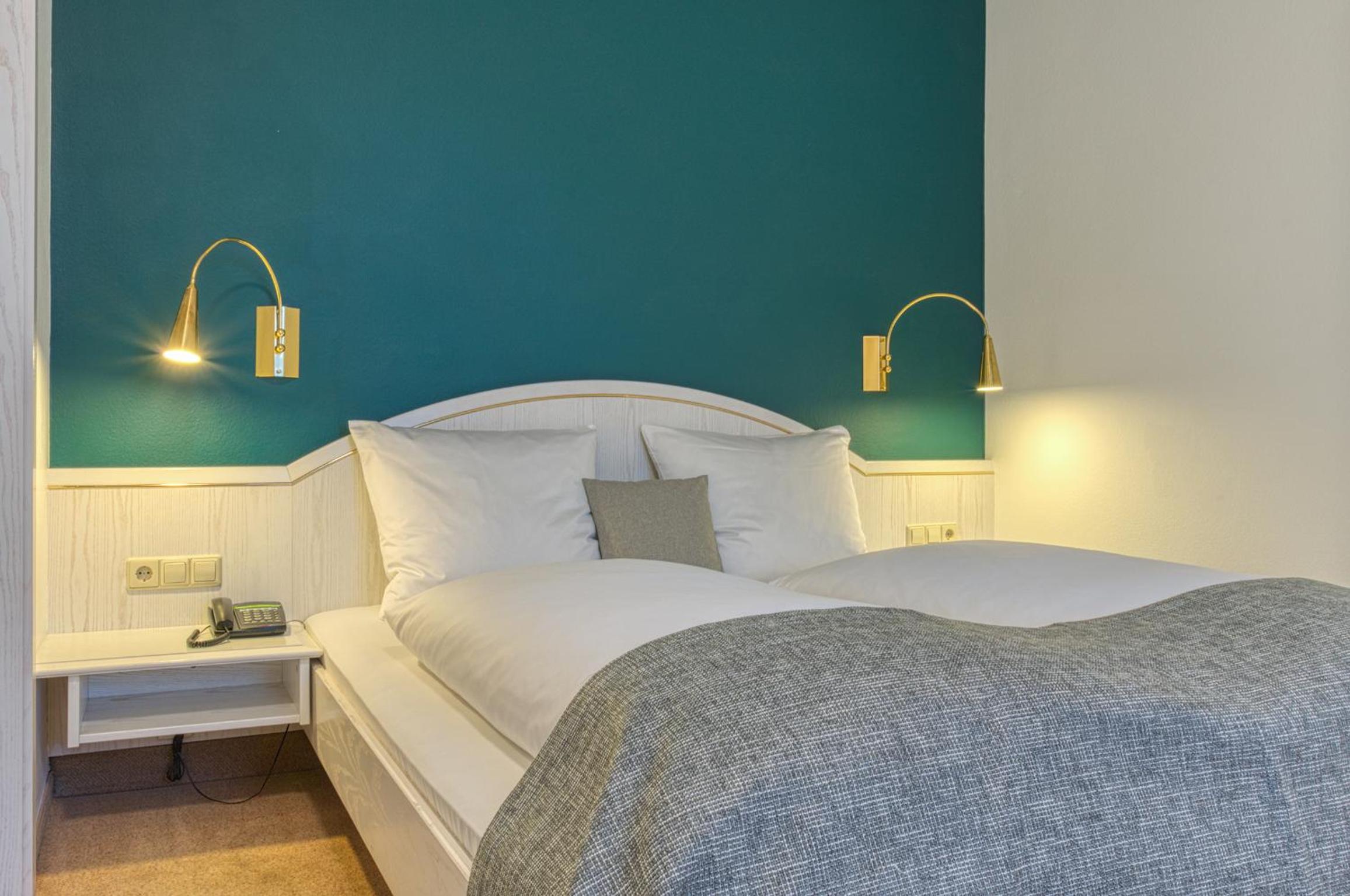 Standard Double Room - Photo 3