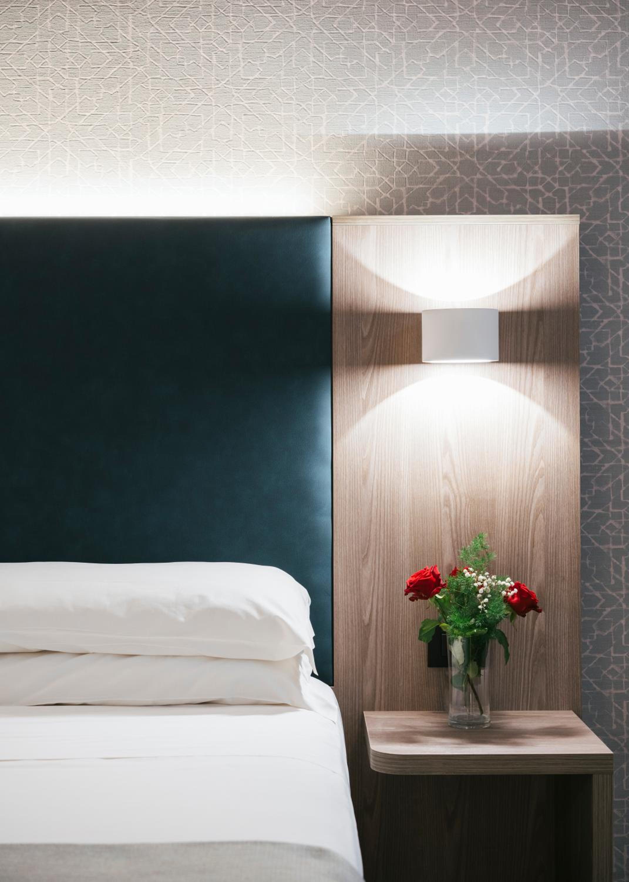 Double Room - Photo 9