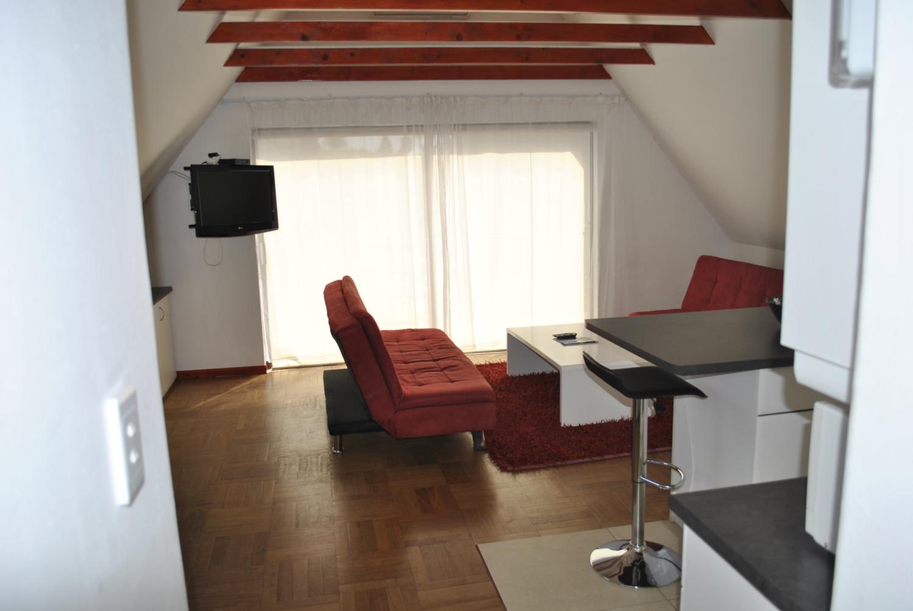 Loft - Photo 9