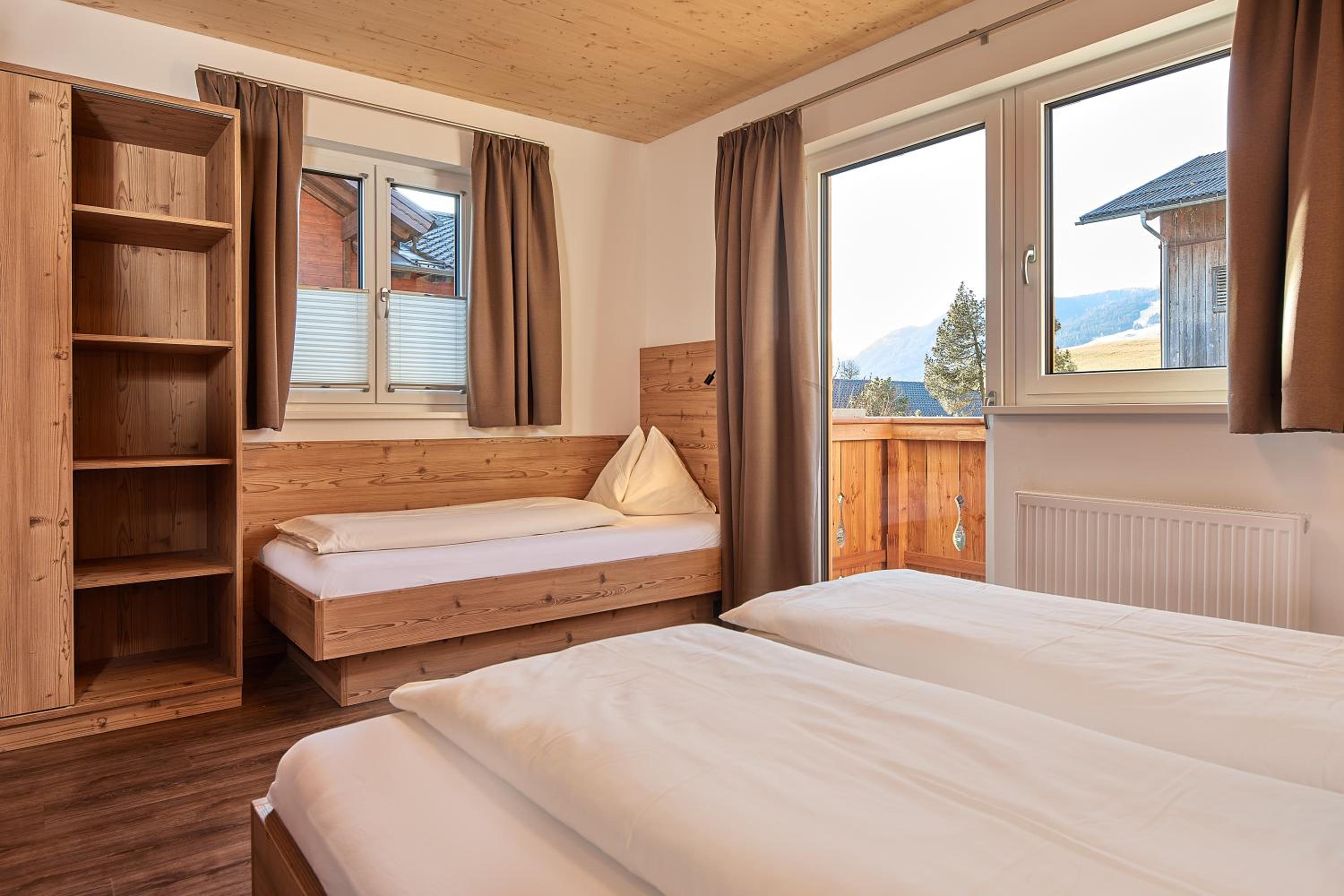 One-Bedroom Apartment with Balcony photo 1