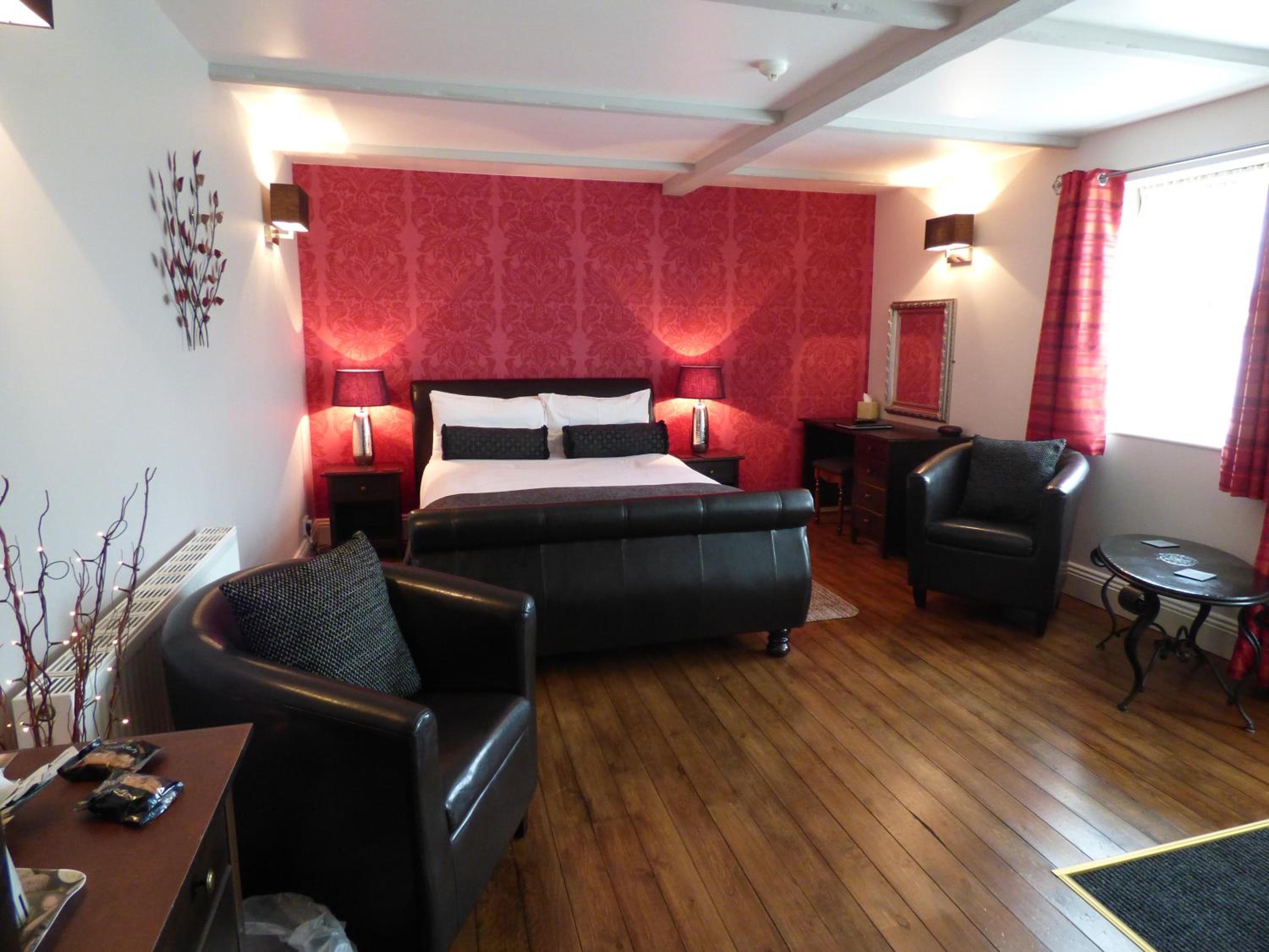 Deluxe King Room photo 1
