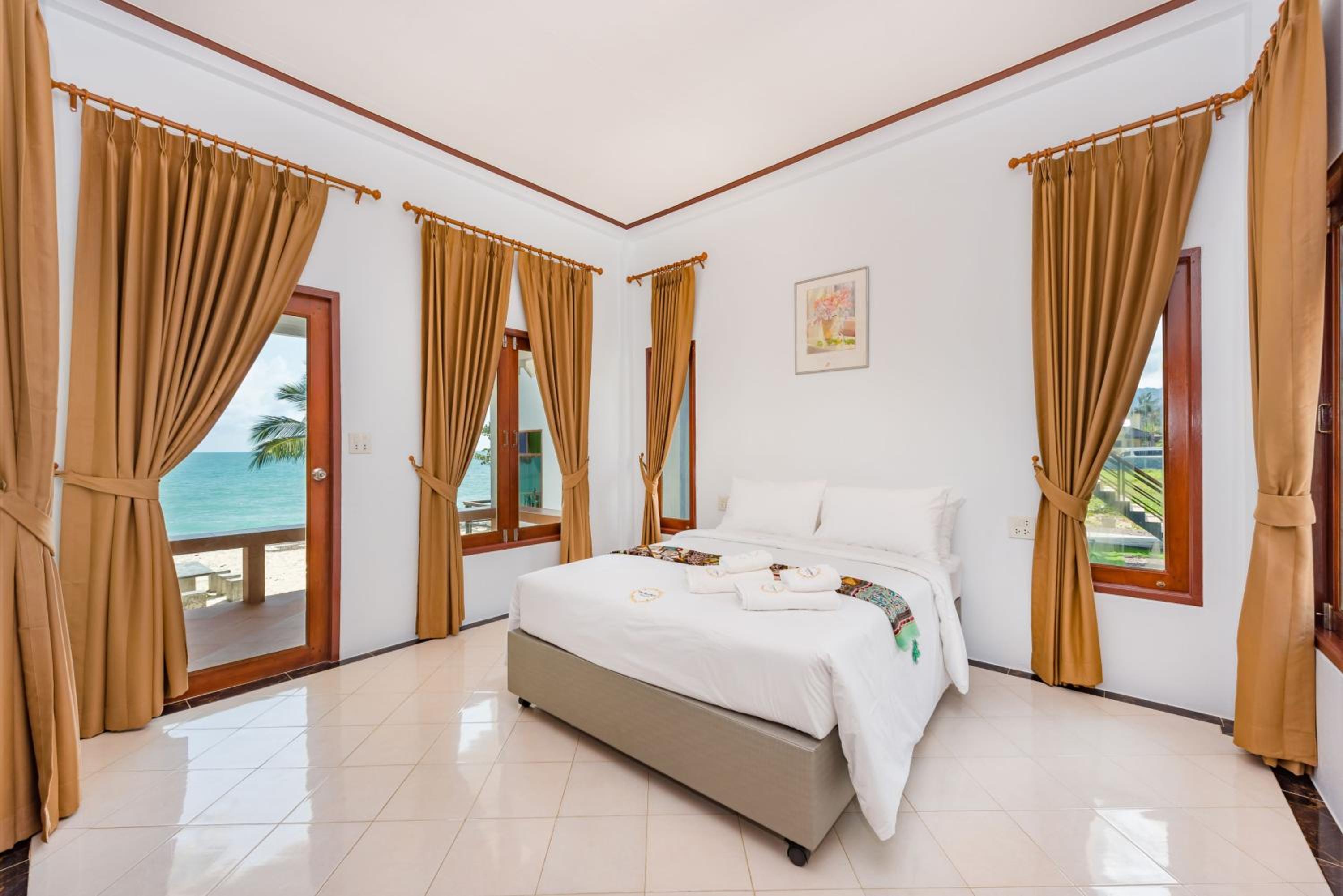 Standard Double or Twin Room with Sea View - Photo 8