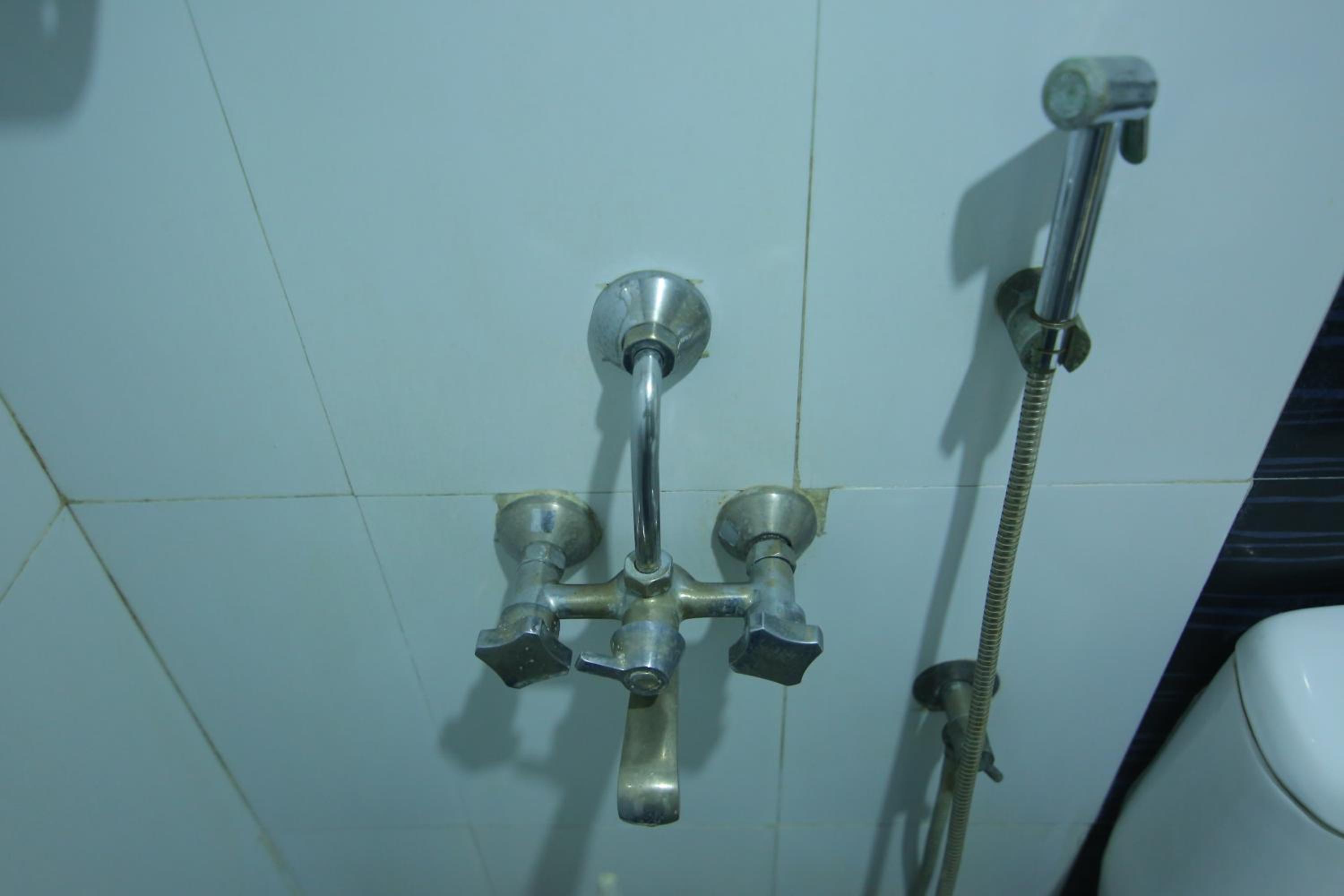 Standard King Room - Photo 41