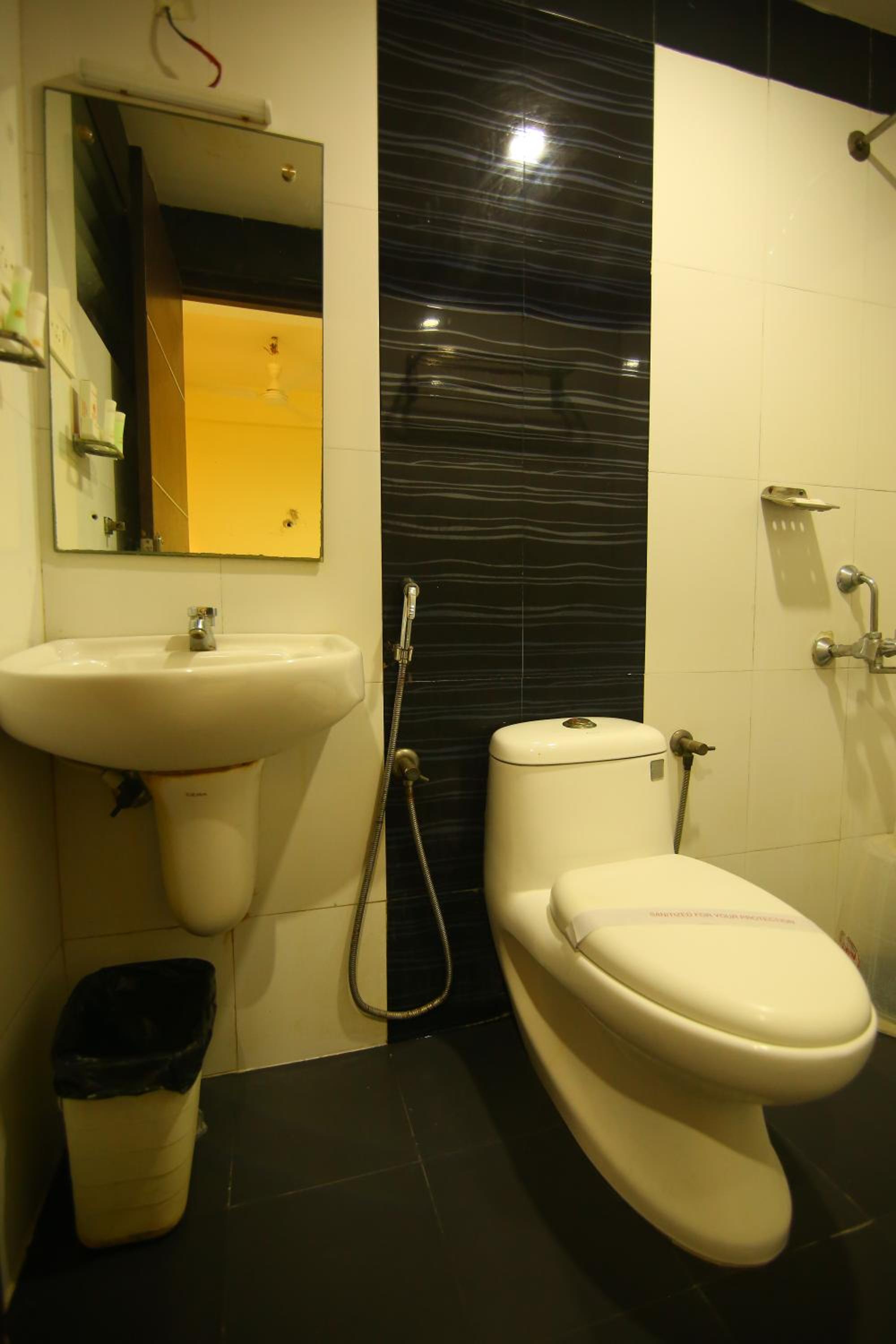 Deluxe Double Room - Photo 60