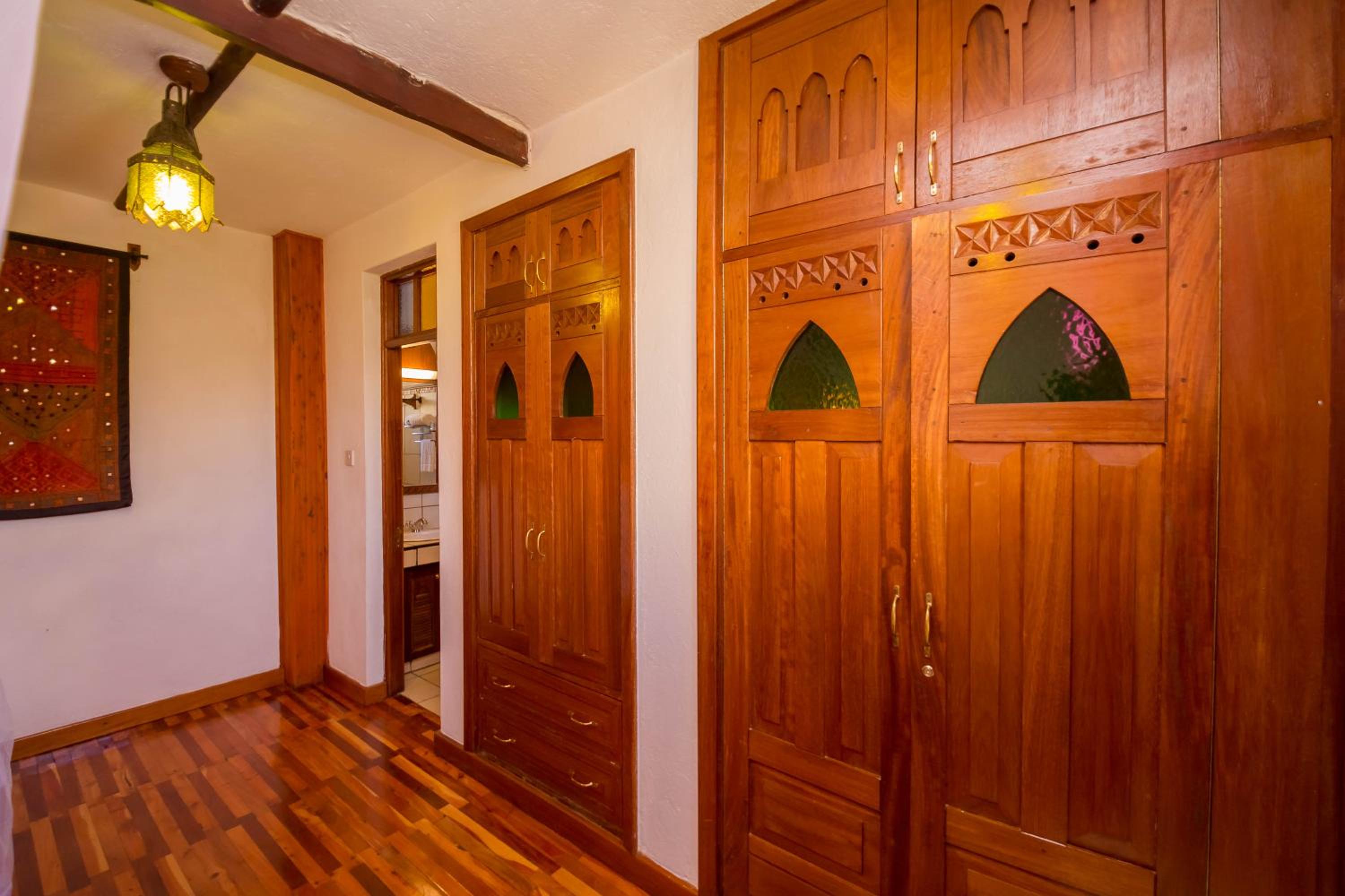 Three-Bedroom Suite photo 1