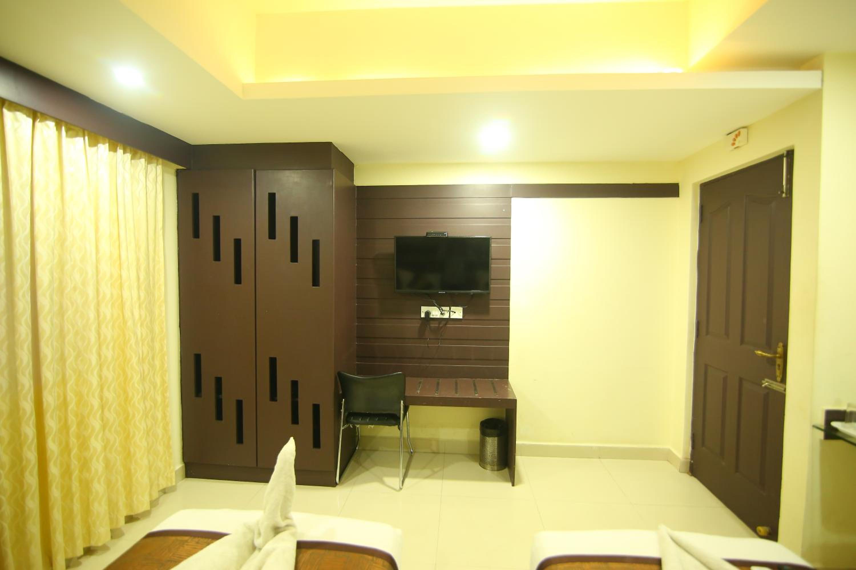 Deluxe Double Room - Photo 68
