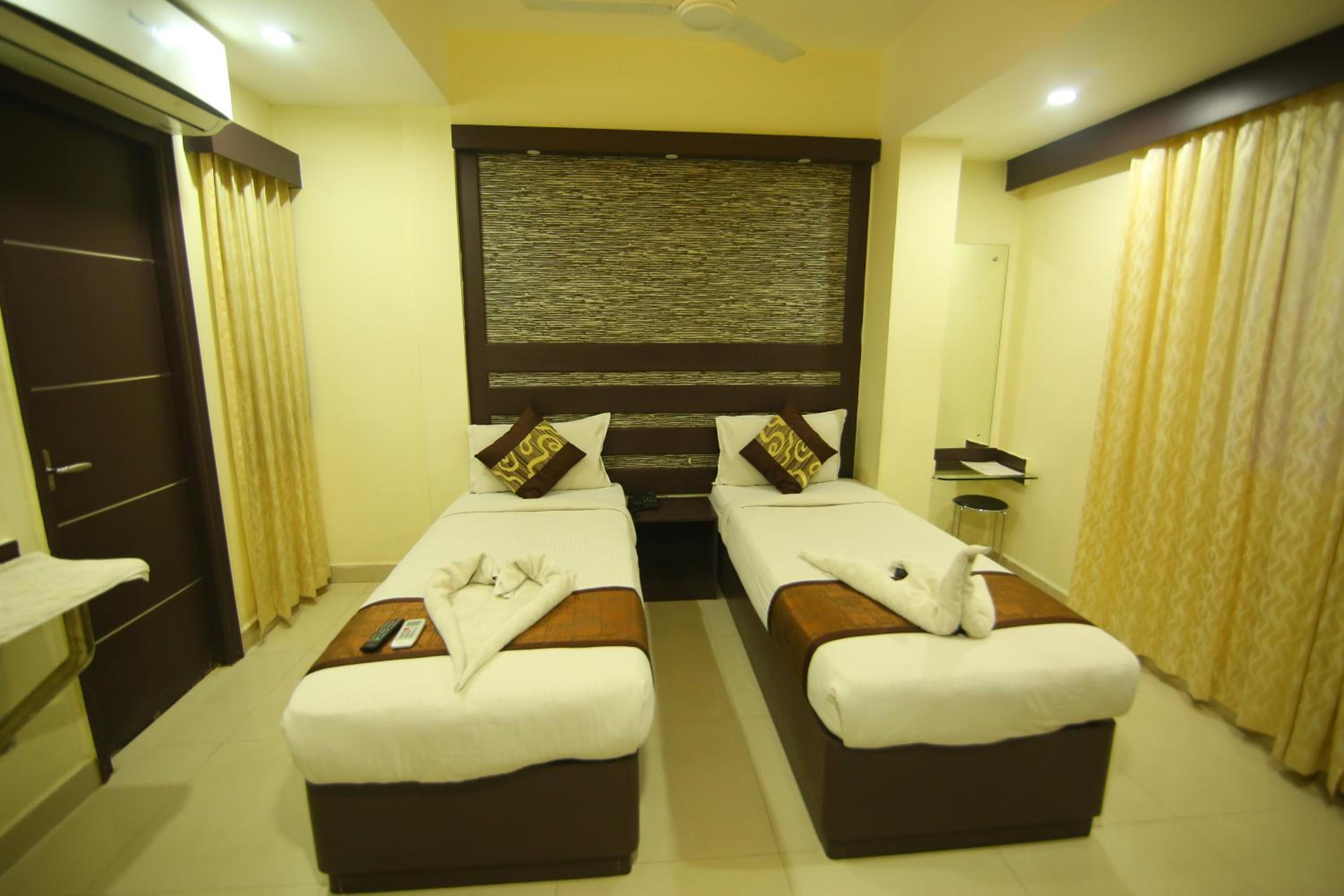 Deluxe Double Room - Photo 74