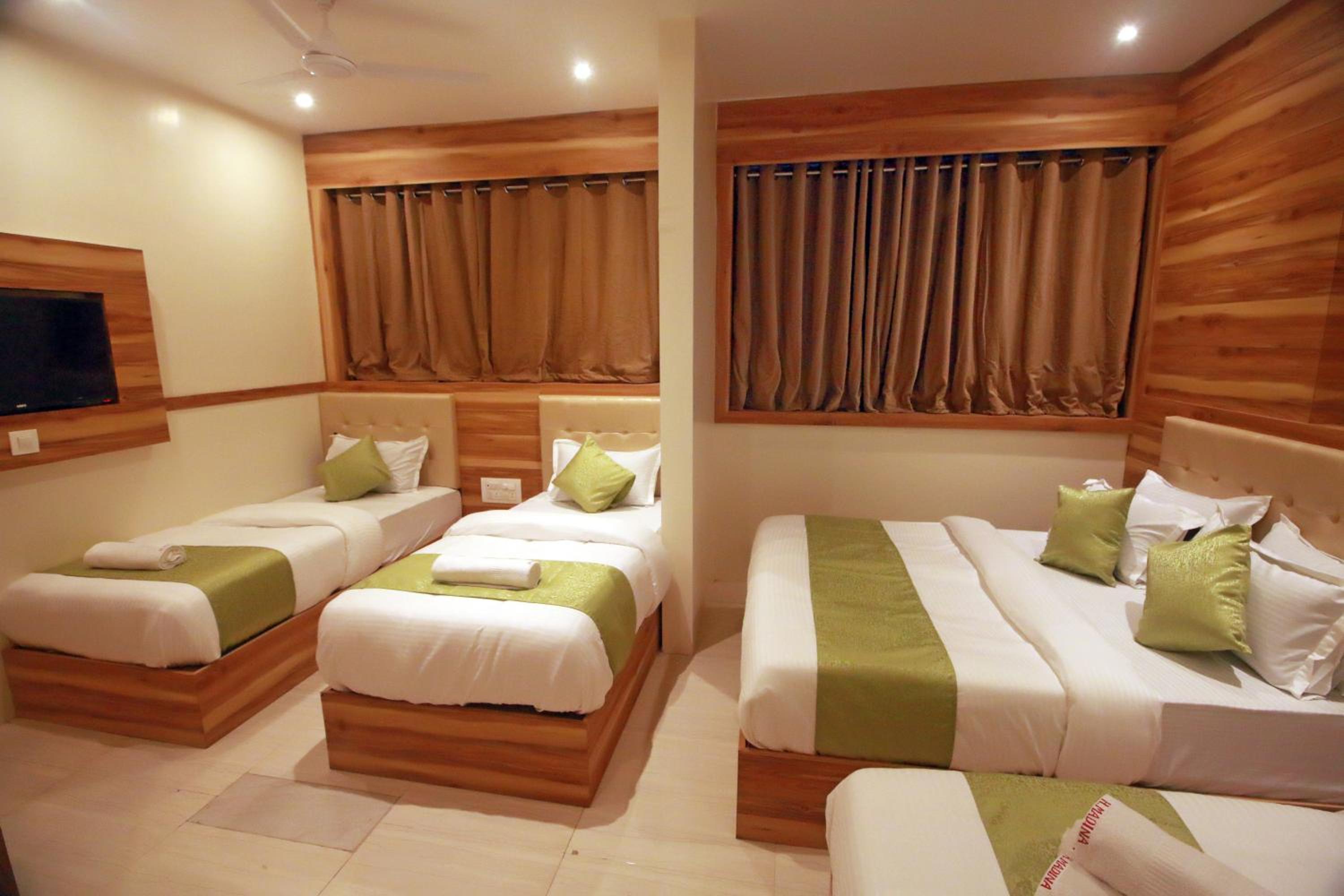 Family Room - Photo 1