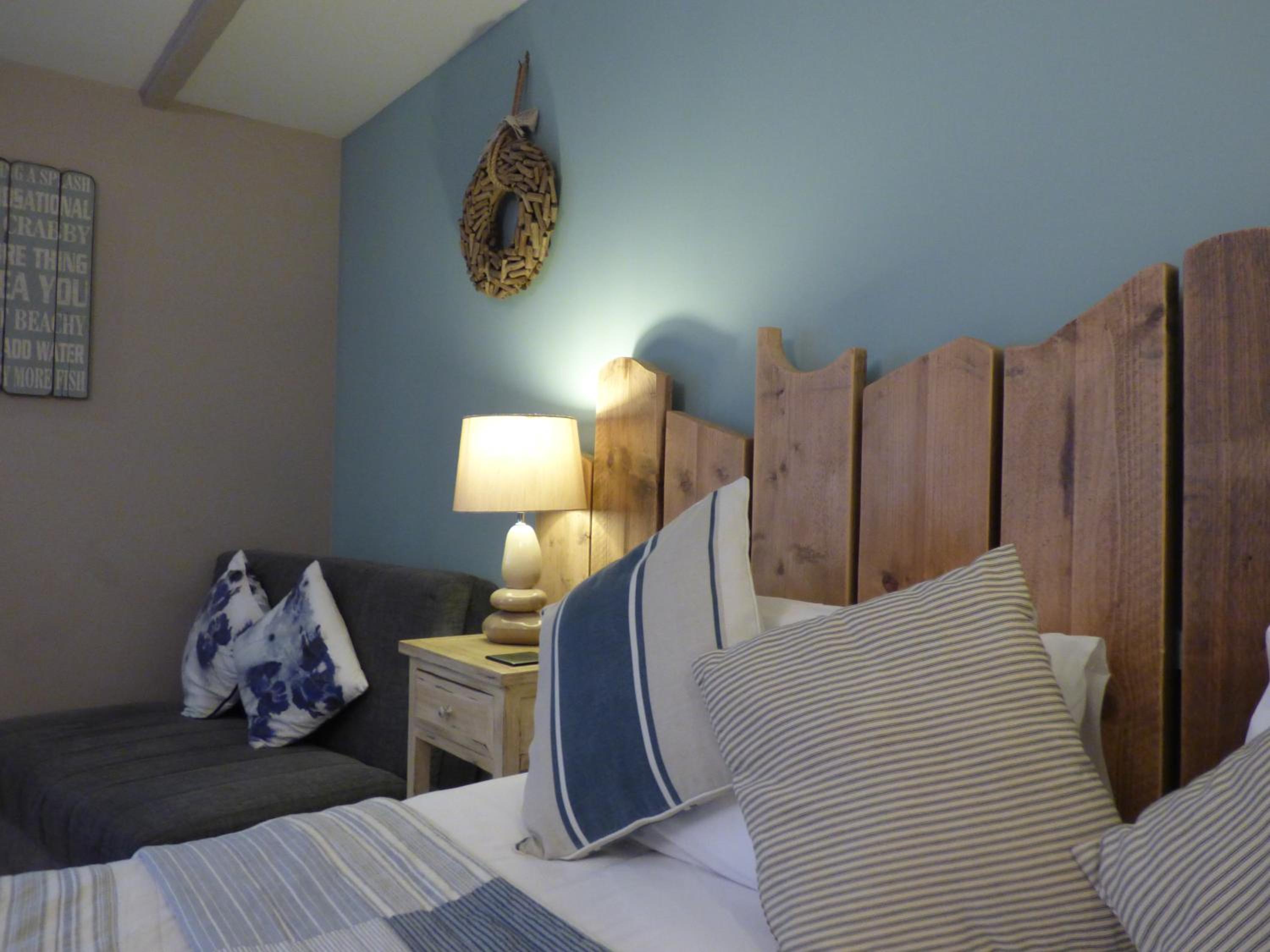 Deluxe Family Room photo 3