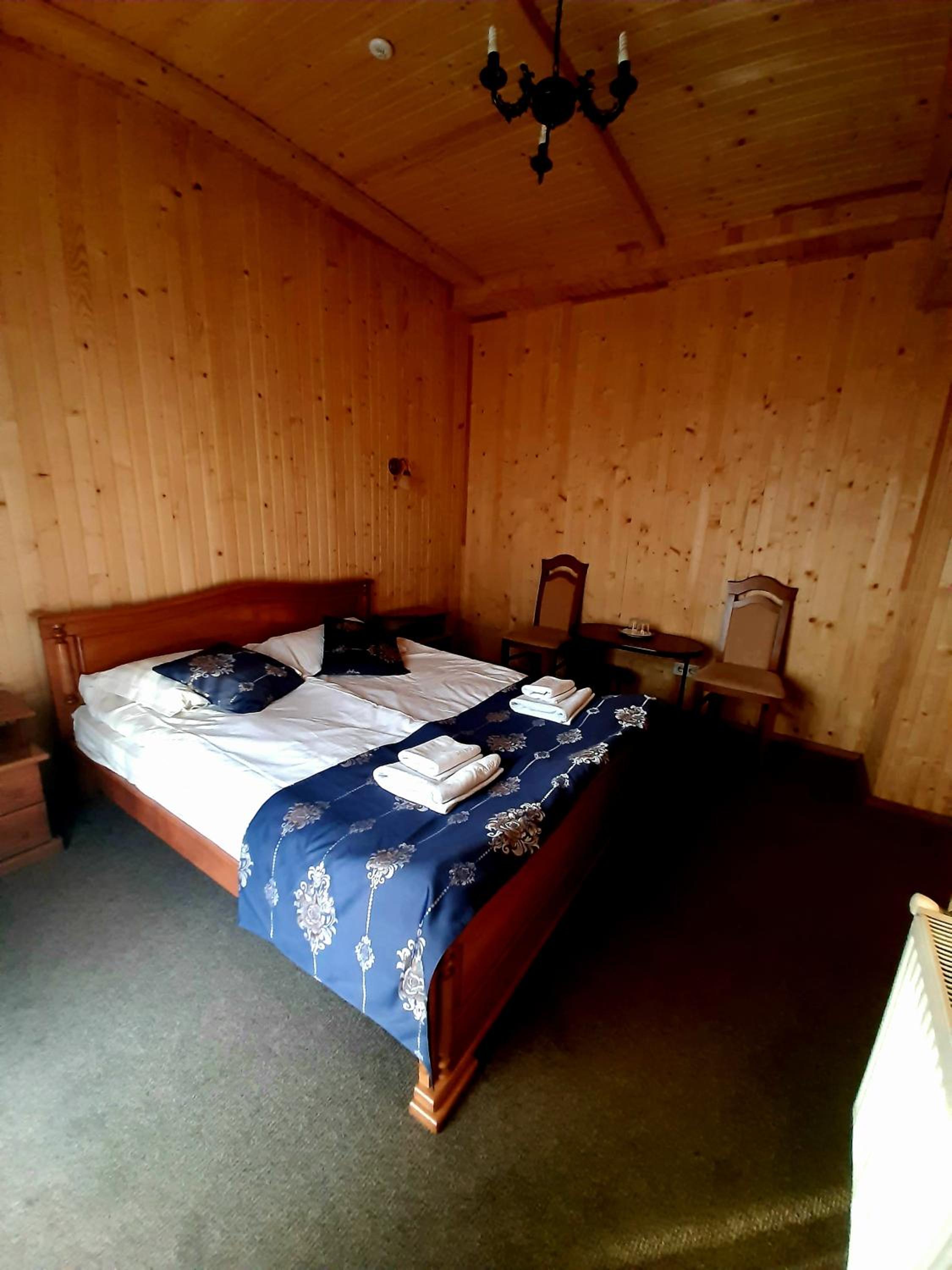 Budget Double Room photo 3