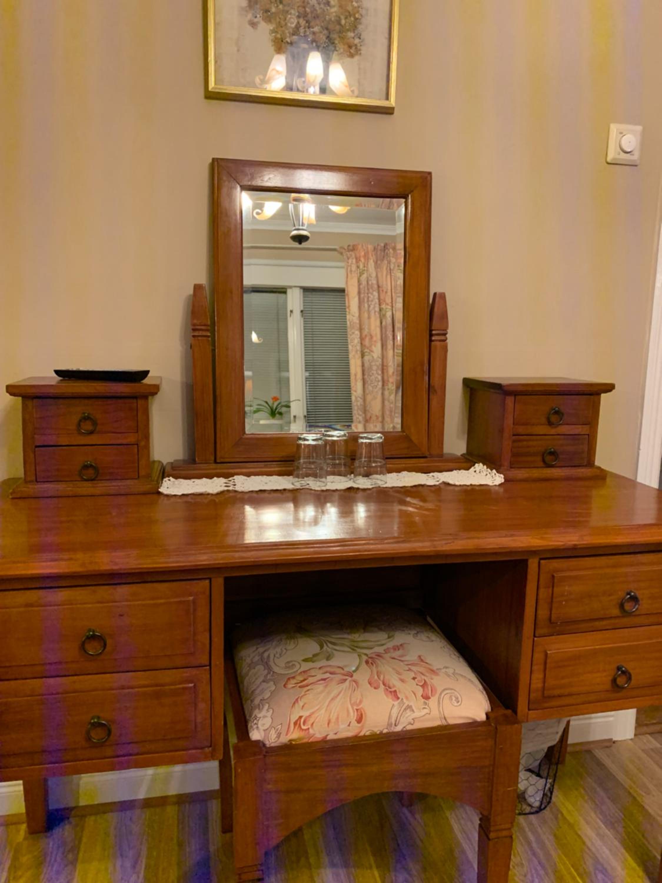 Deluxe Family Suite - Photo 4