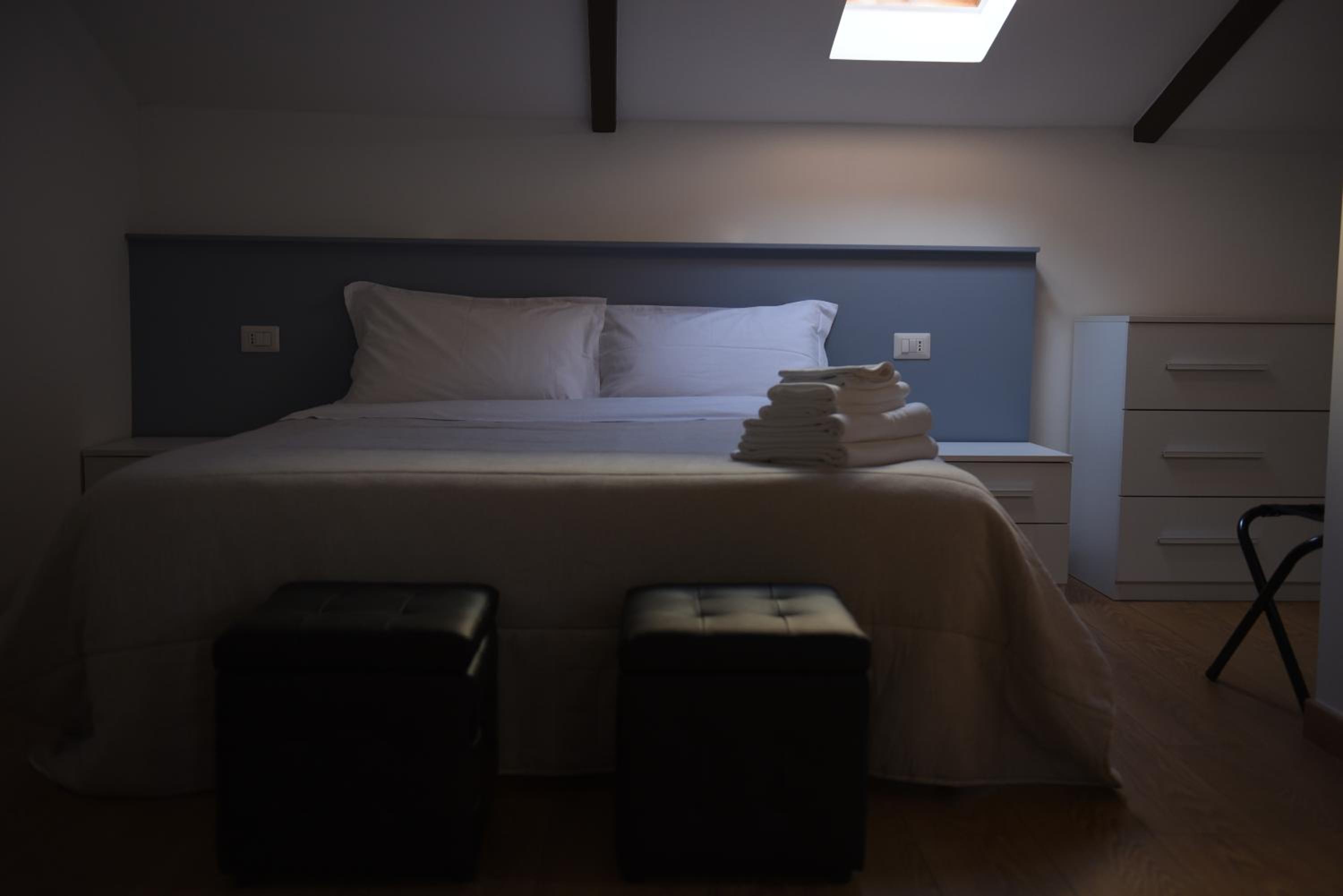 Family Suite with Terrace and View - Photo 11