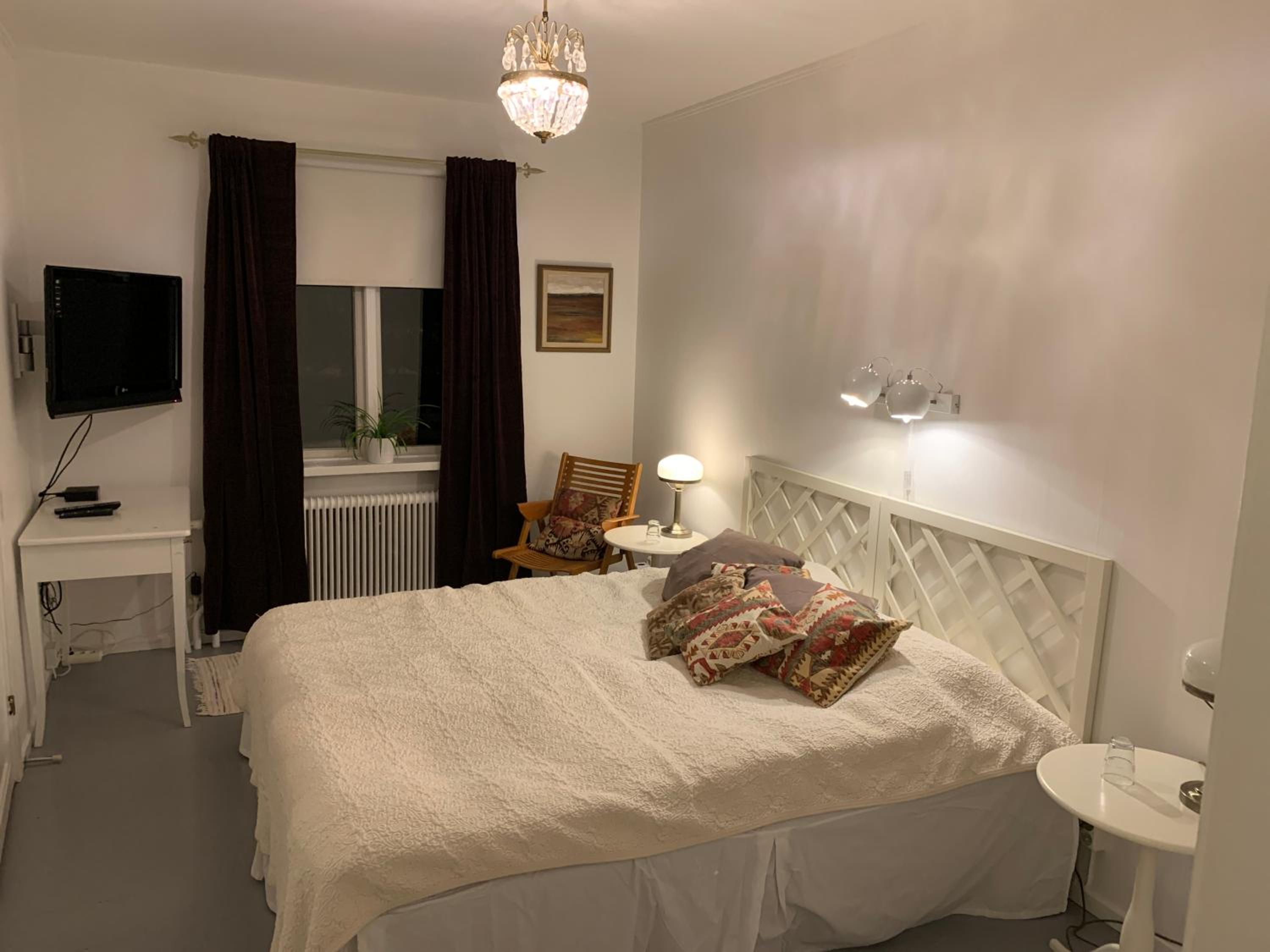 Double or Twin Room - No Pets - Photo 2