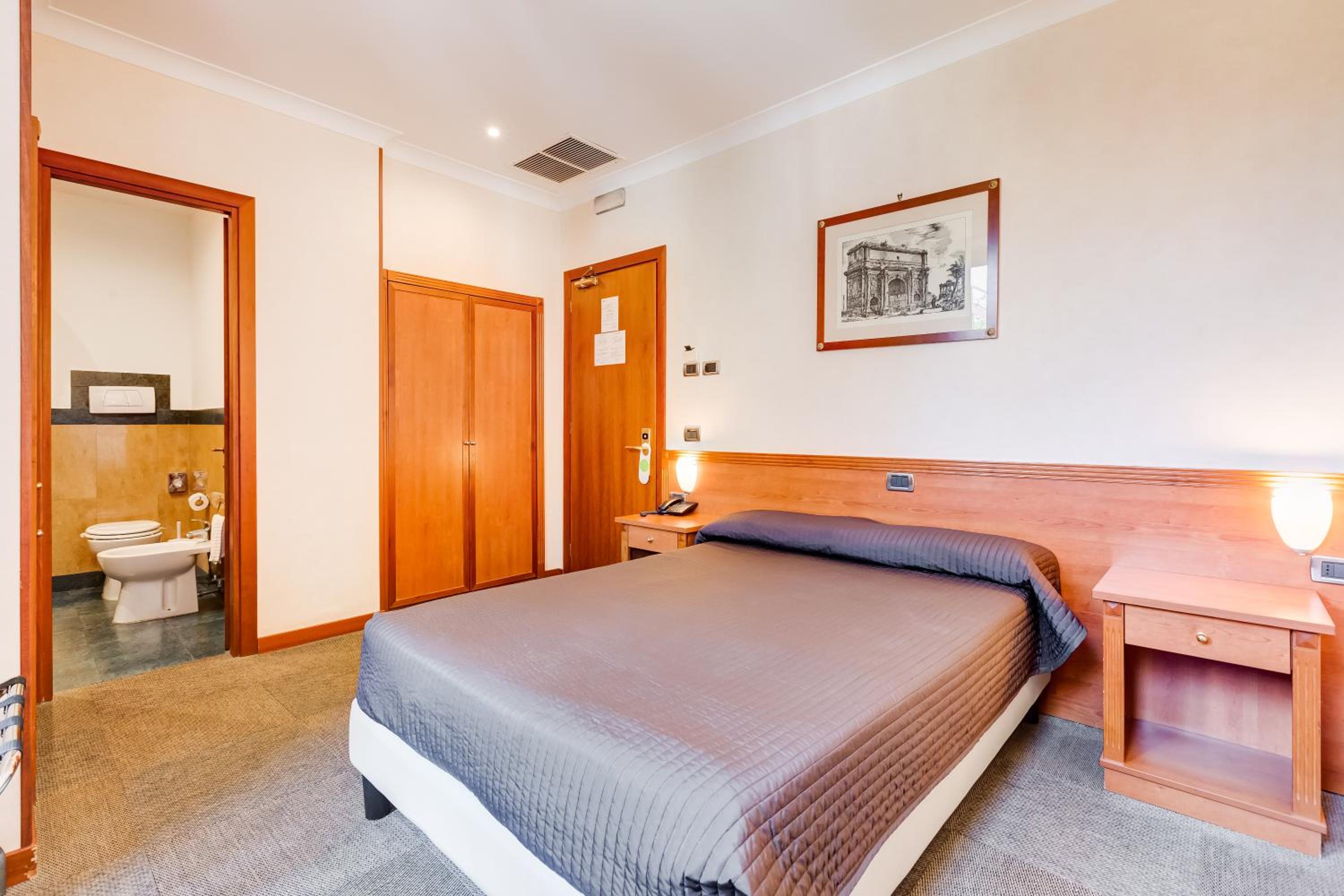 Single Room photo 1