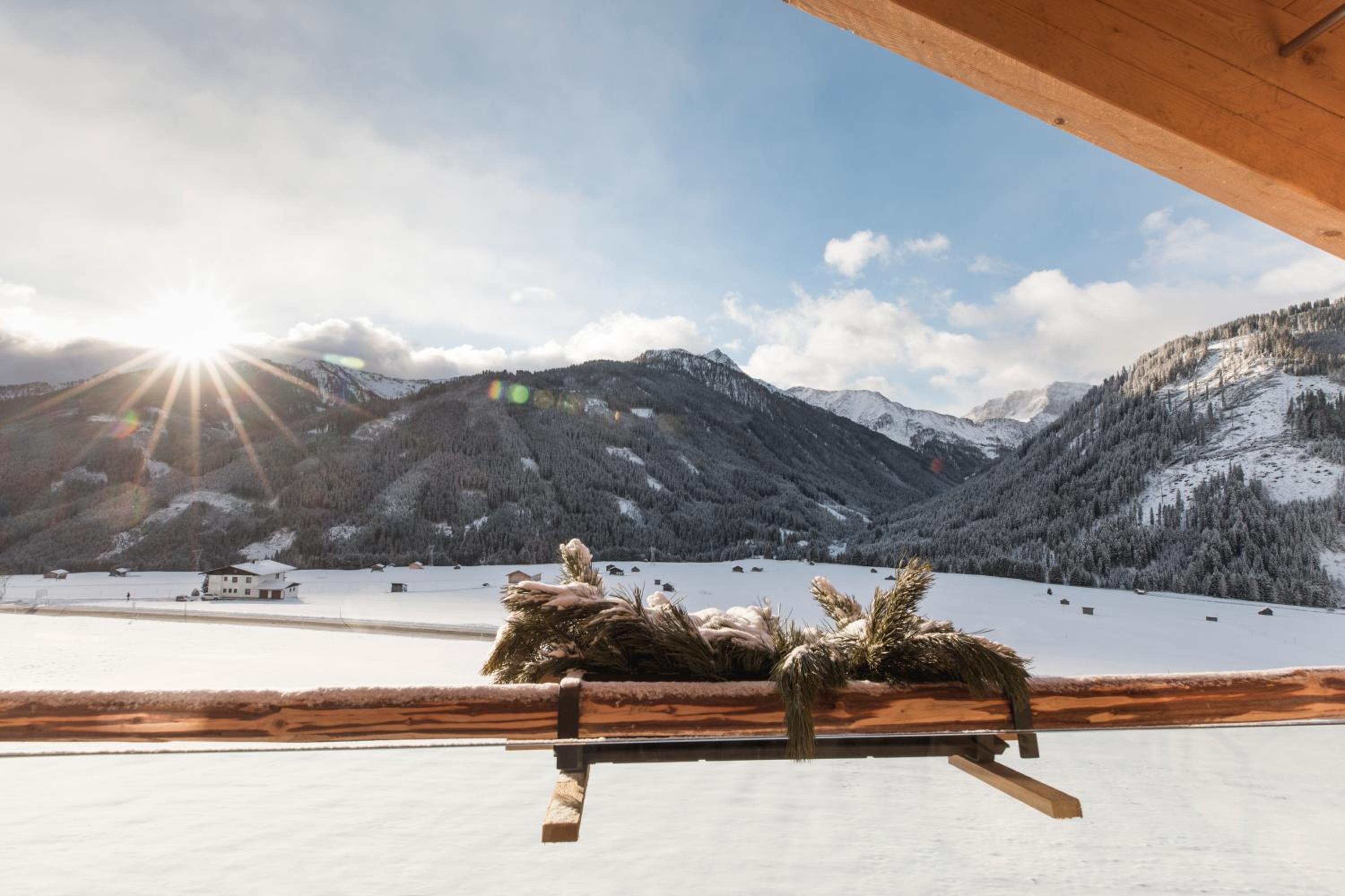 Suite with Mountain View photo 2