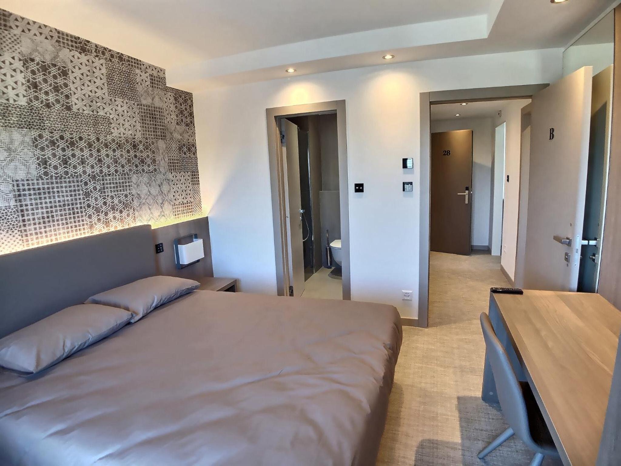 Family Suite with Balcony photo 2