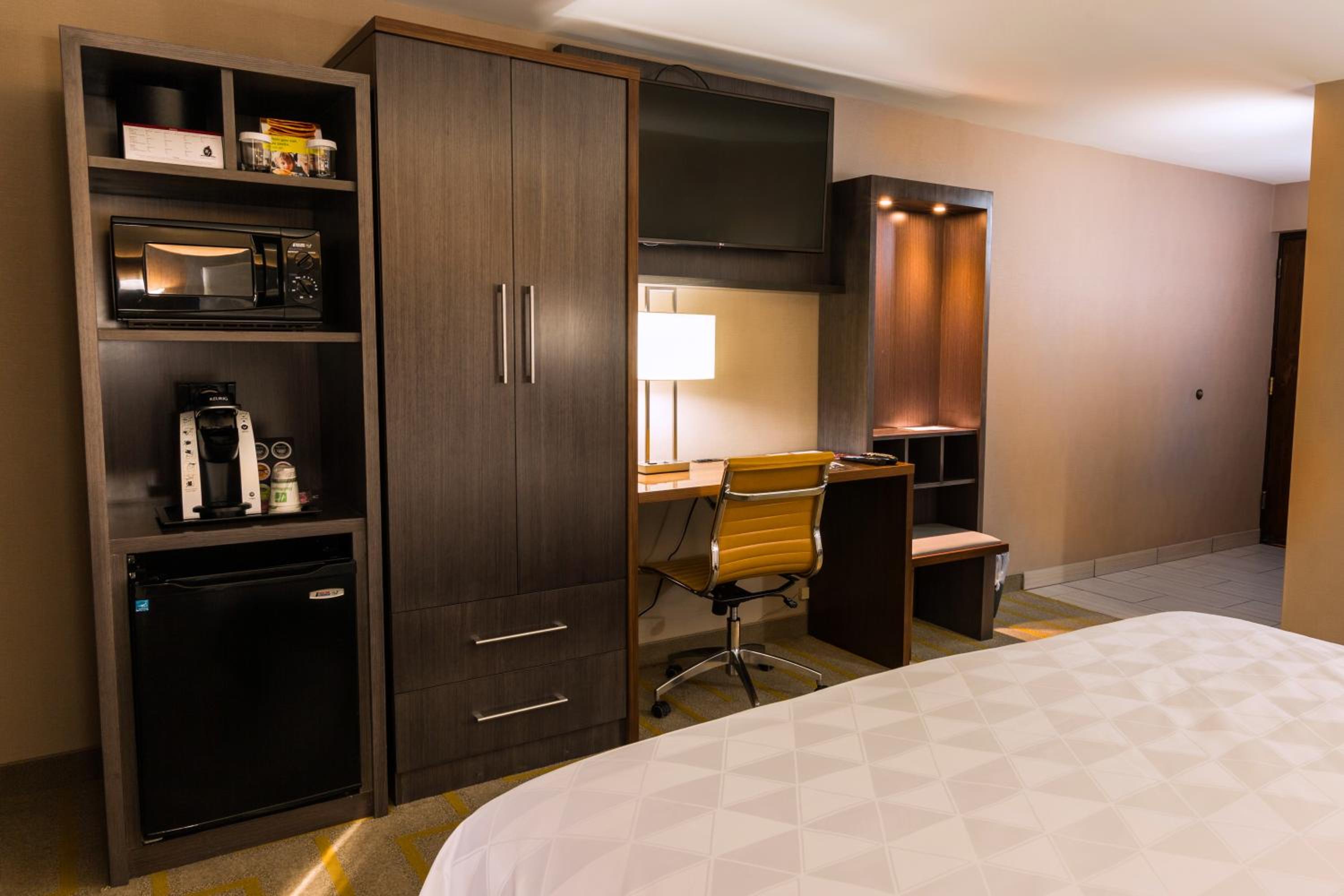 King Suite - Photo 1