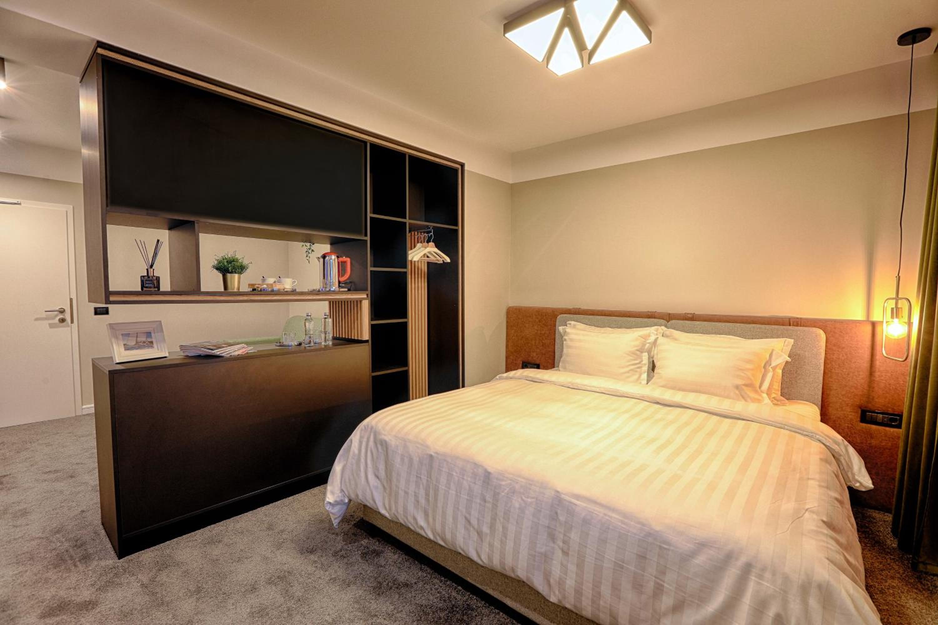 Deluxe Double Room photo 2