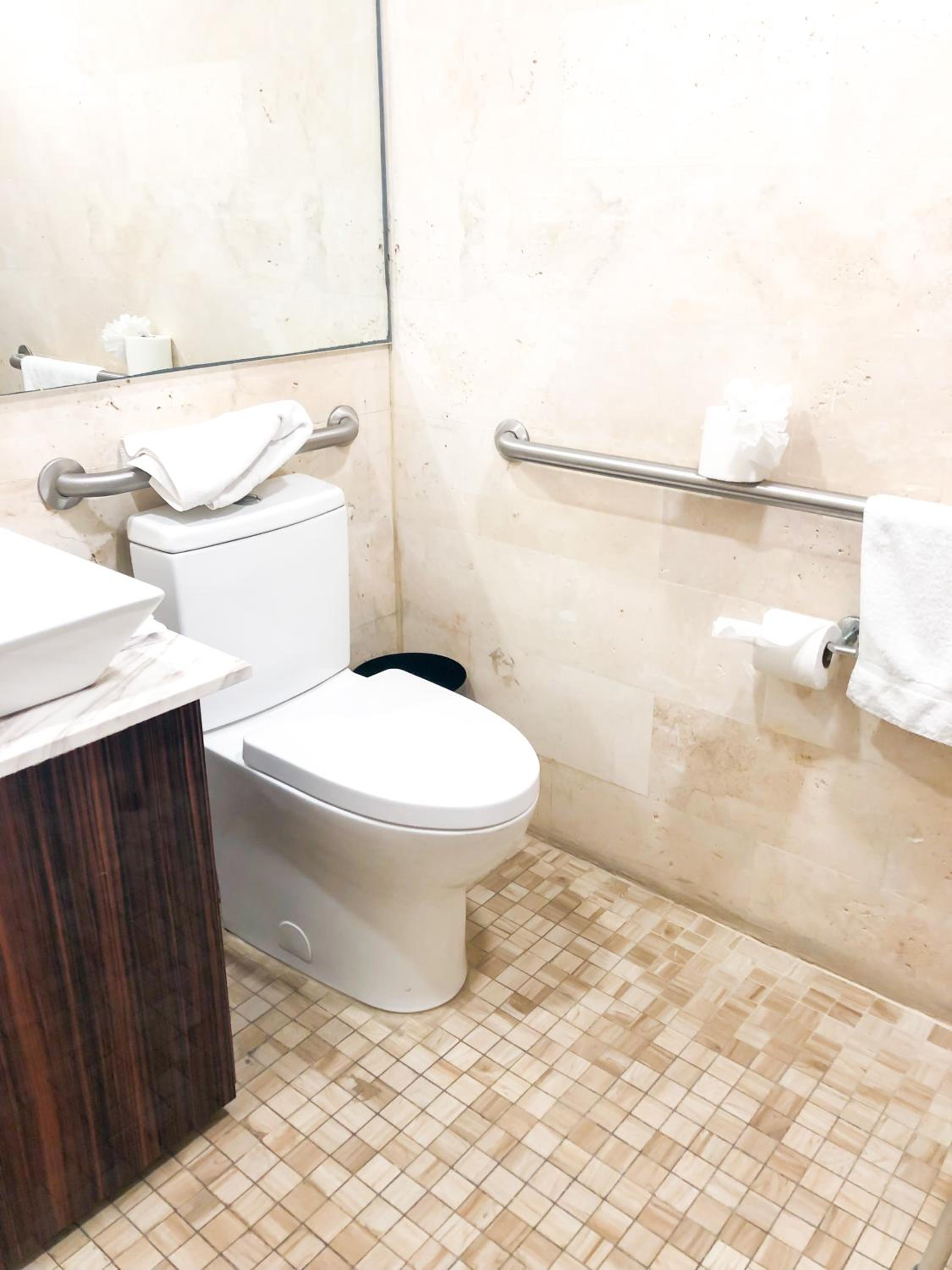 Double Room - Disability Access - Photo 7