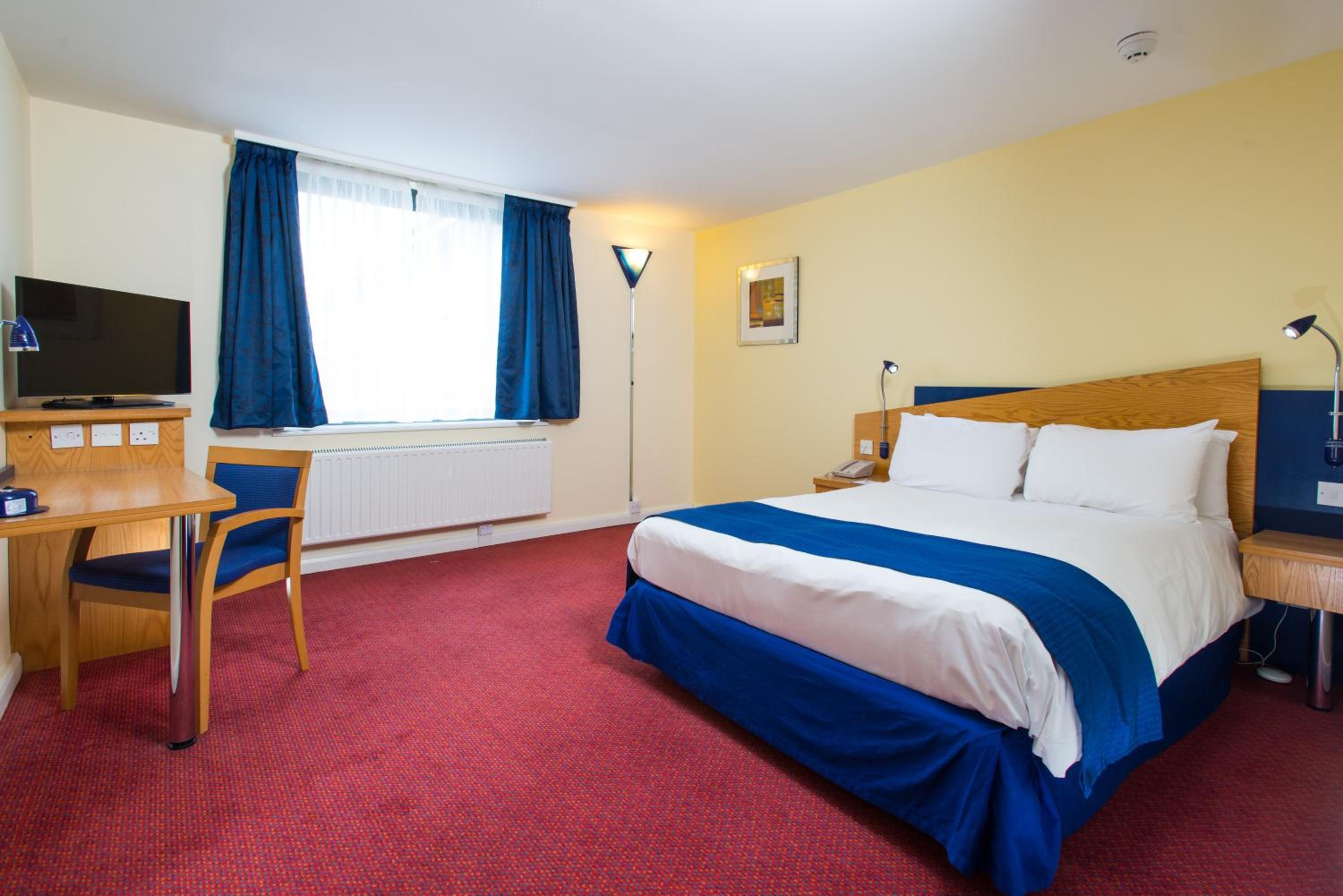 Double Room with Free Hot Breakfast - Accessible - Photo 2