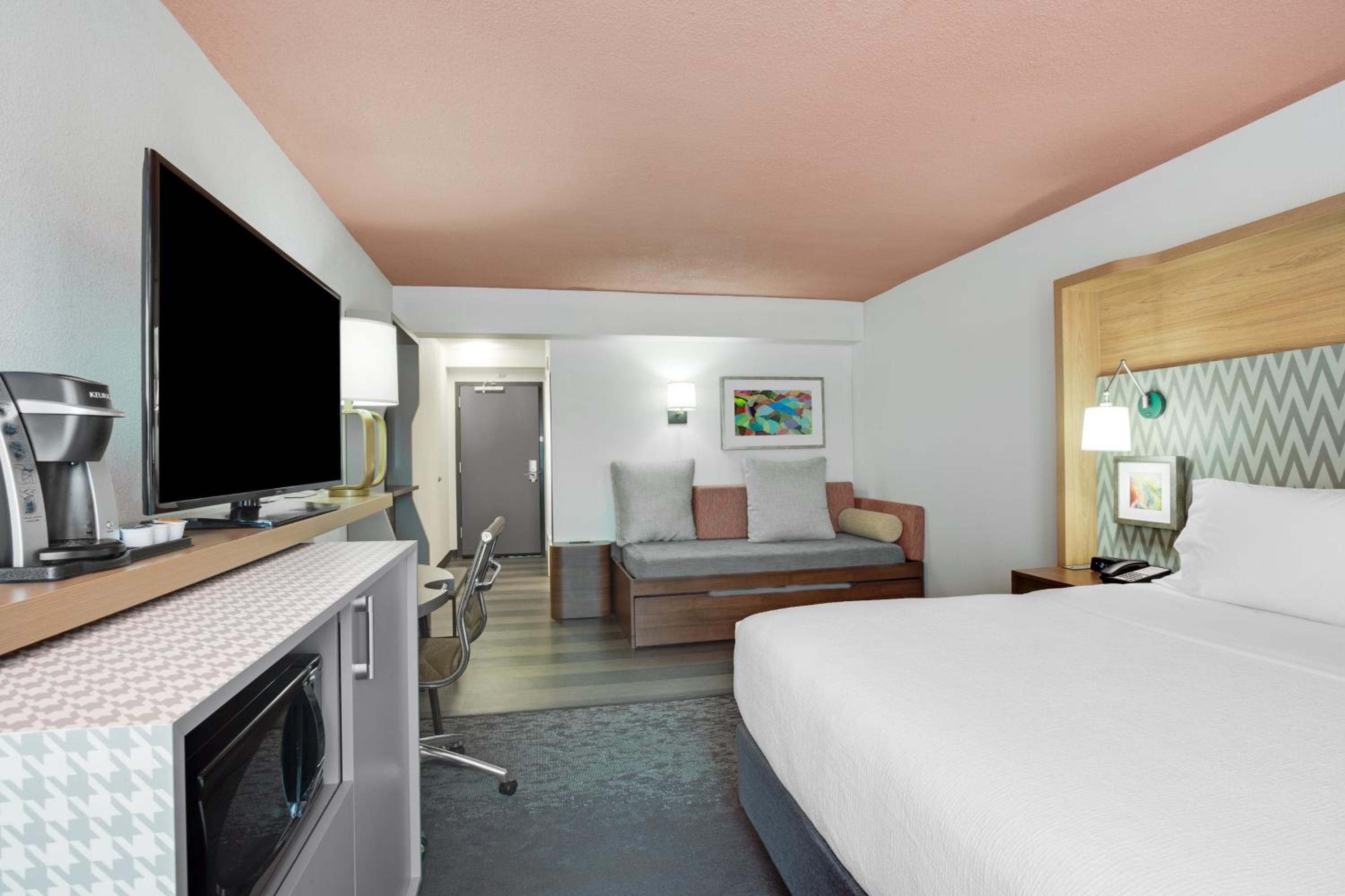 Holiday Inn Roanoke Airport - Conference CTR by IHG, Photo 4
