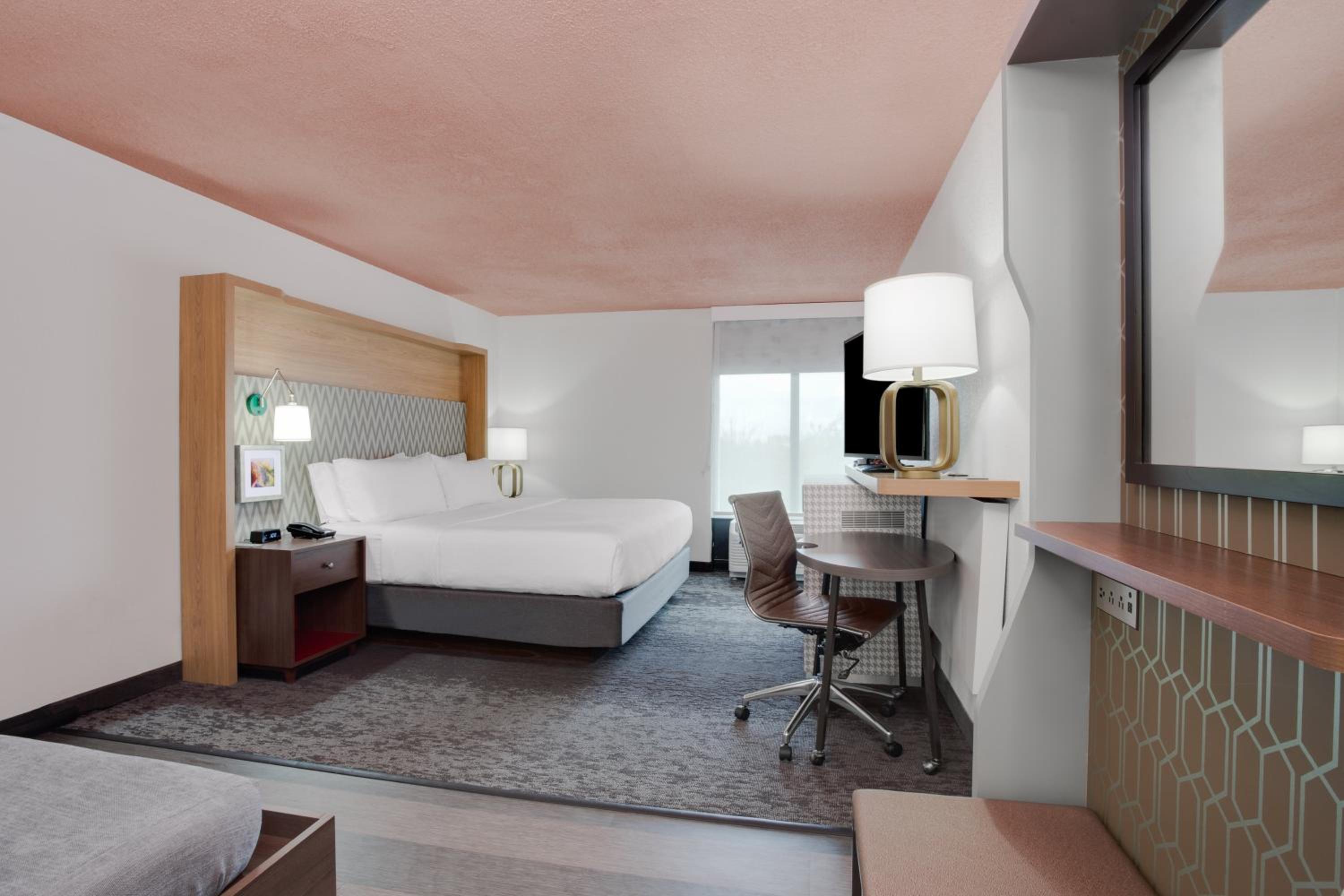 Holiday Inn Roanoke Airport - Conference CTR by IHG, Photo 3