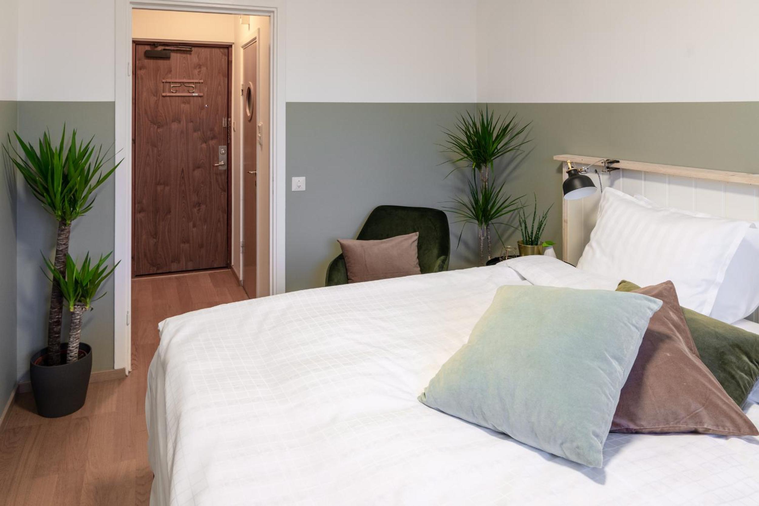 Standard Twin Room - Photo 2